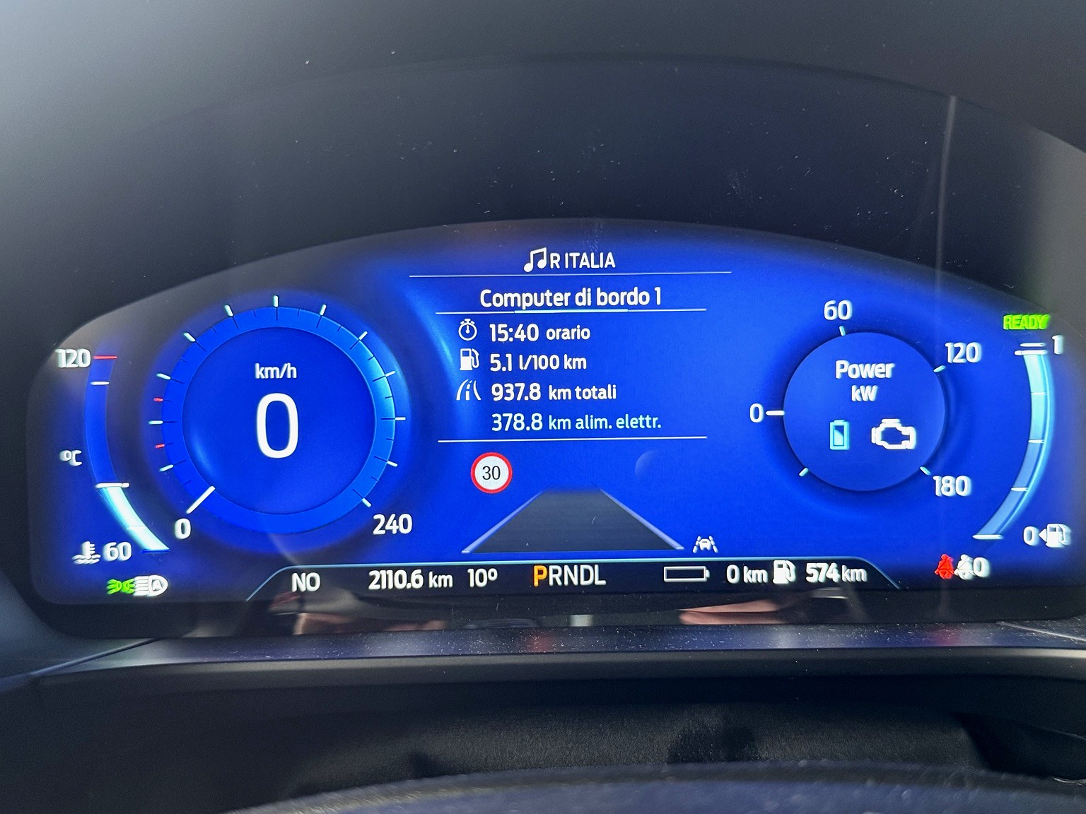 FORD 2.5 PHEV ST LINE X2WD-image-19