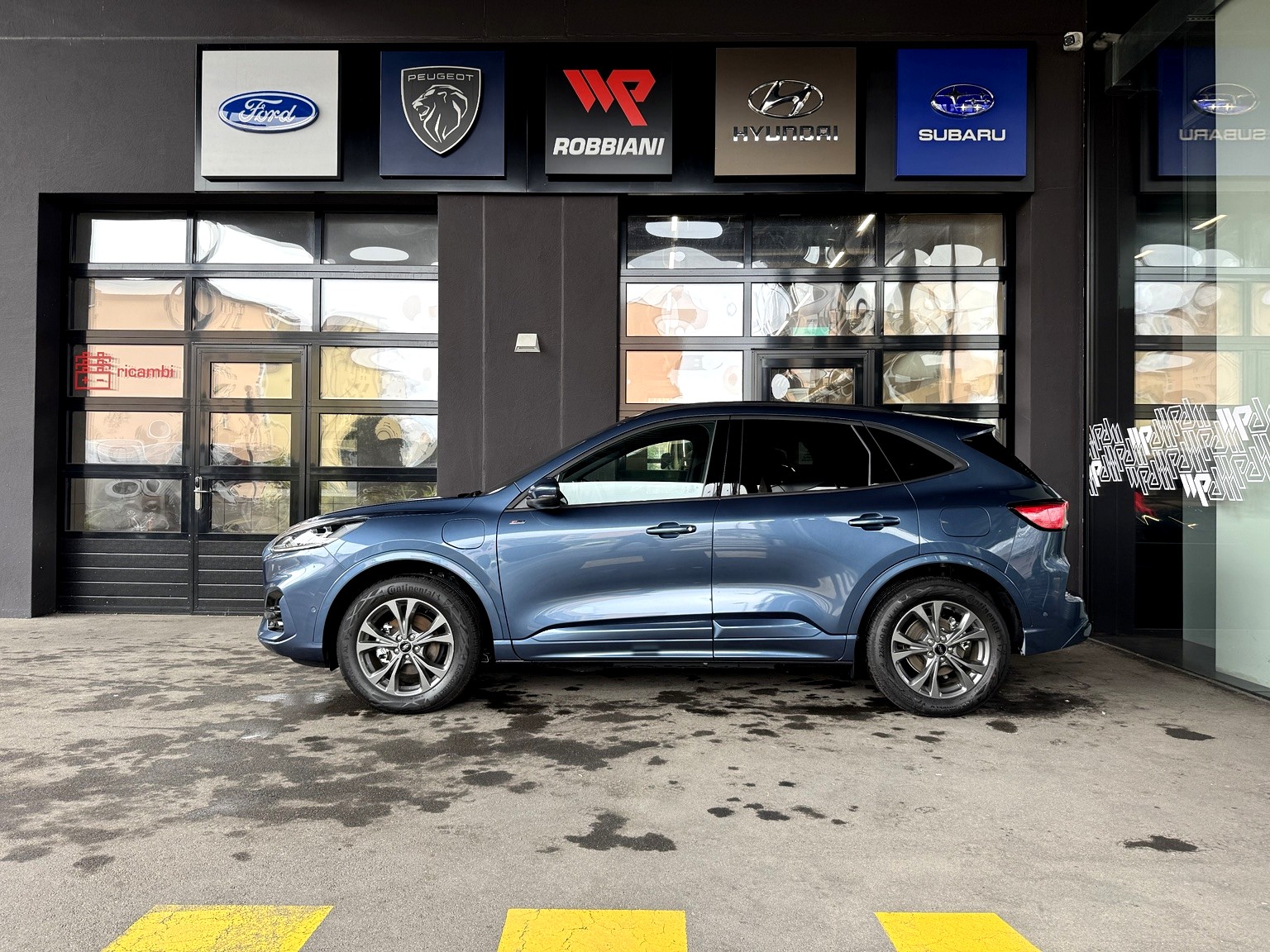 FORD 2.5 PHEV ST LINE X2WD-image-1