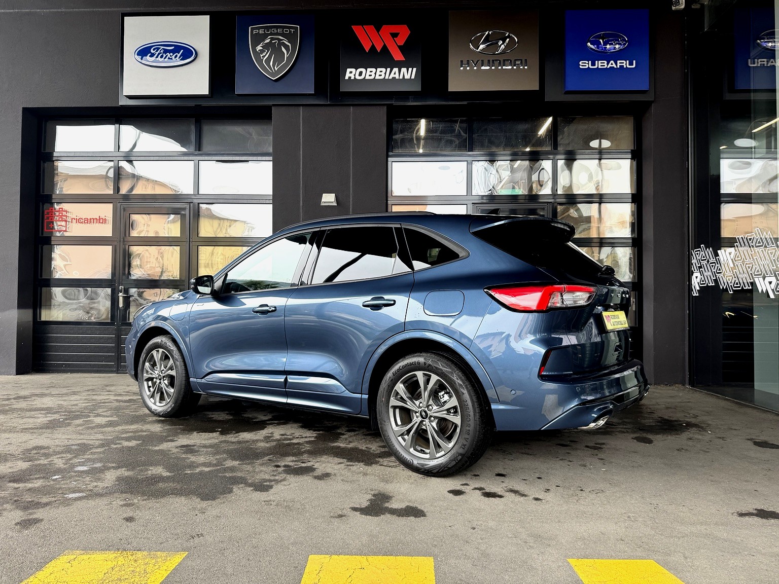 FORD 2.5 PHEV ST LINE X2WD-image-2