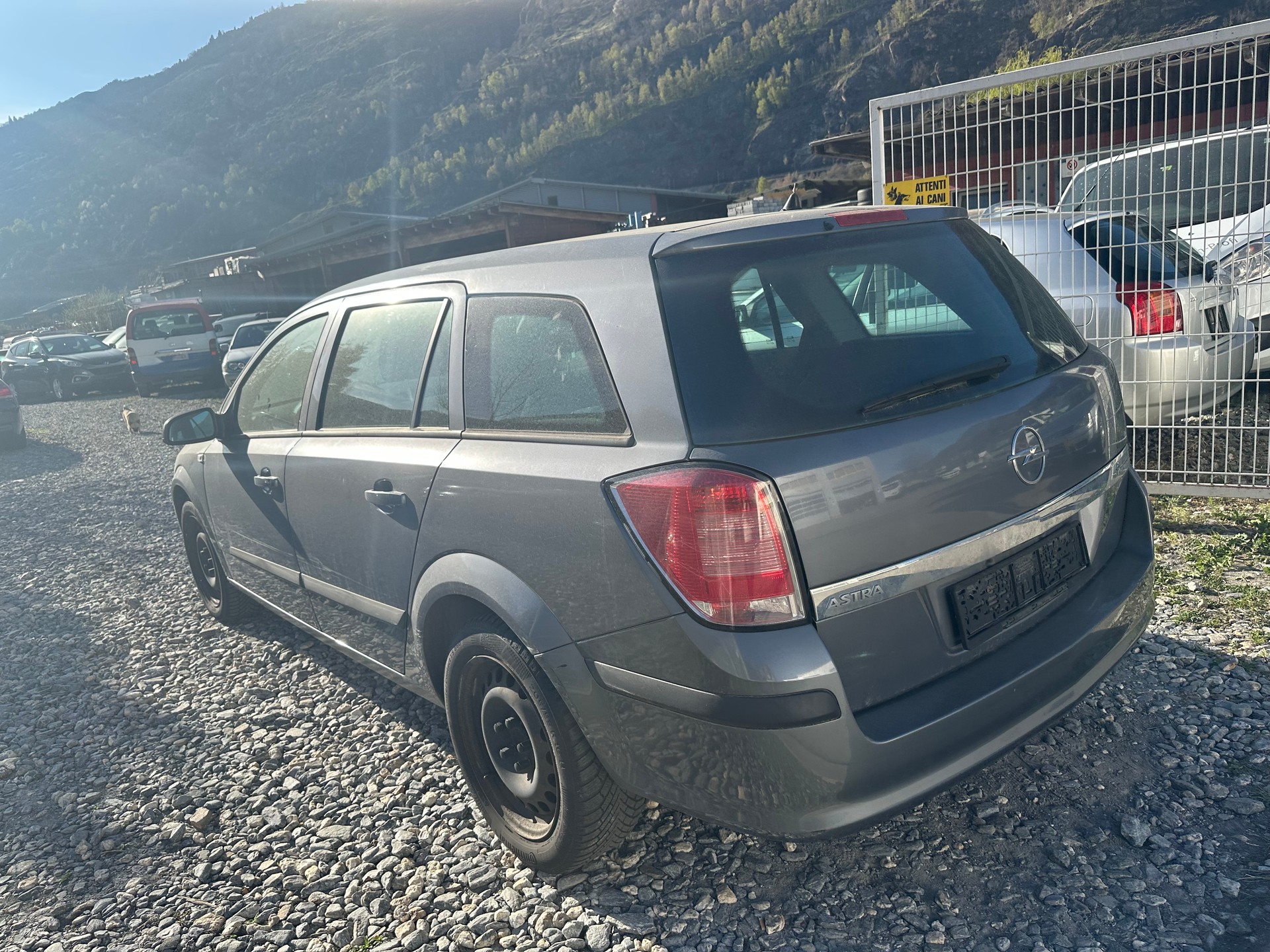 OPEL Astra Caravan 1.6i 16V TP Sport-image-9