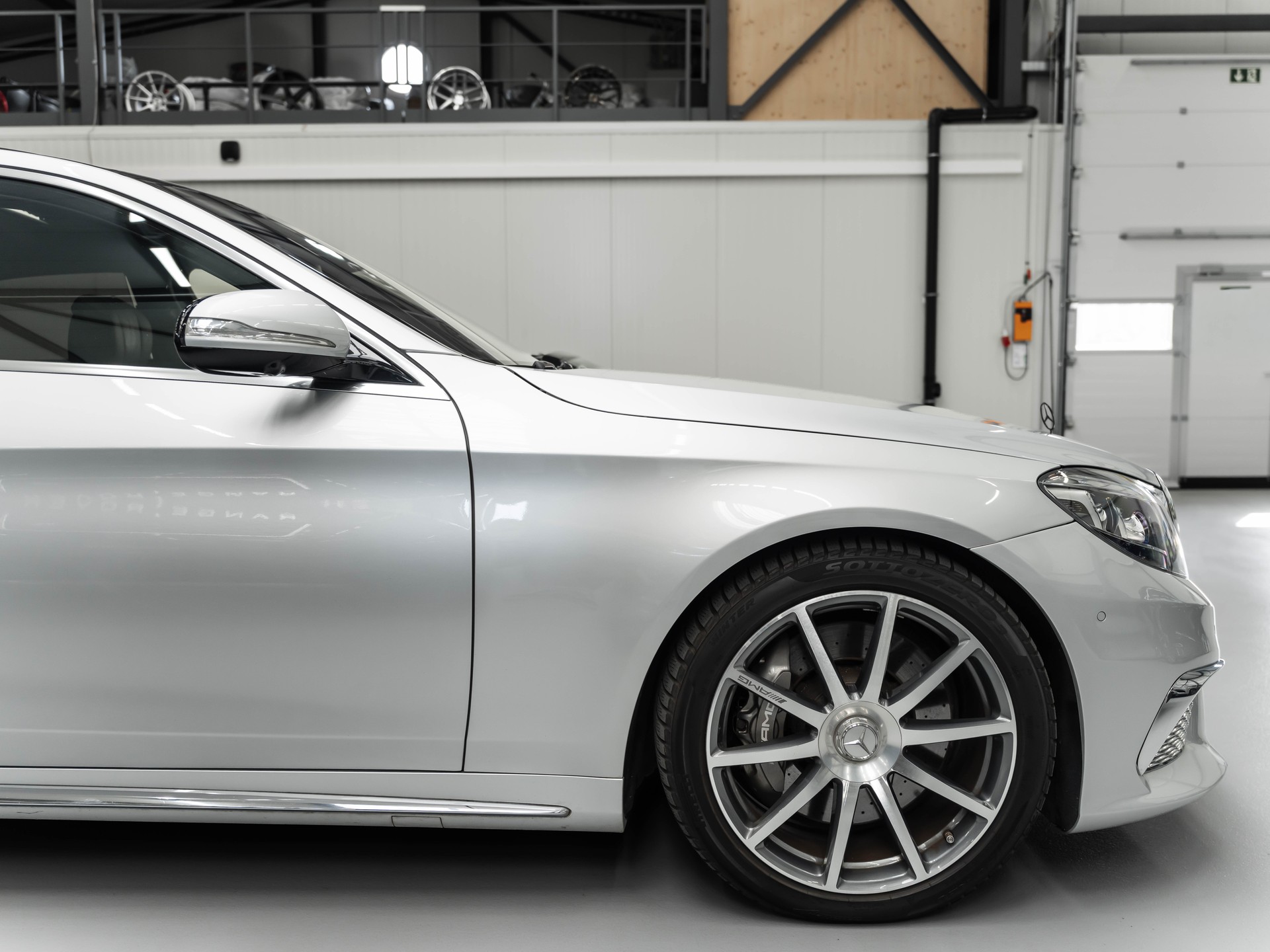 MERCEDES-BENZ S 65 AMG L 7G-Tronic-image-18