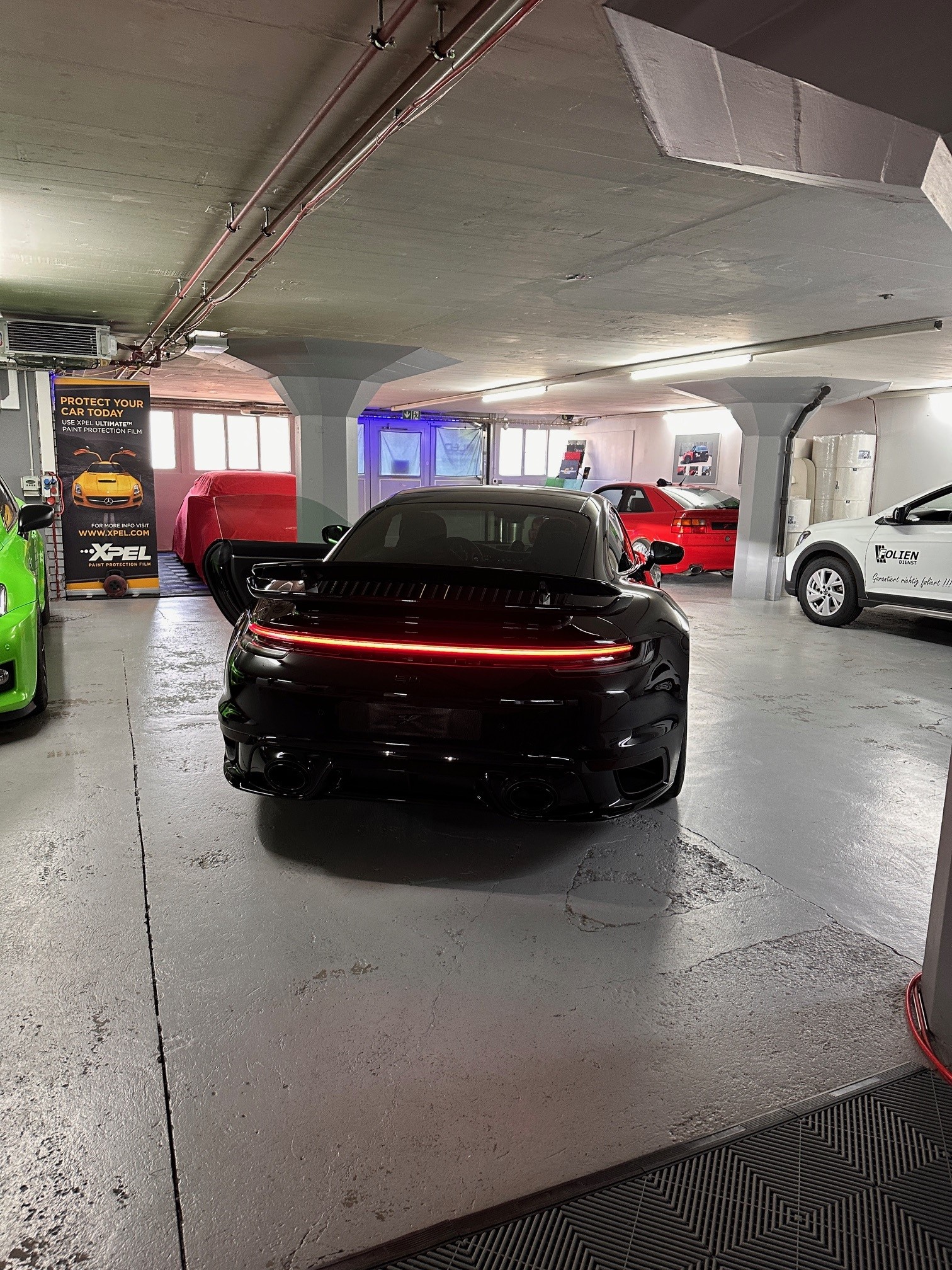 PORSCHE 911 Turbo S PDK-image-3