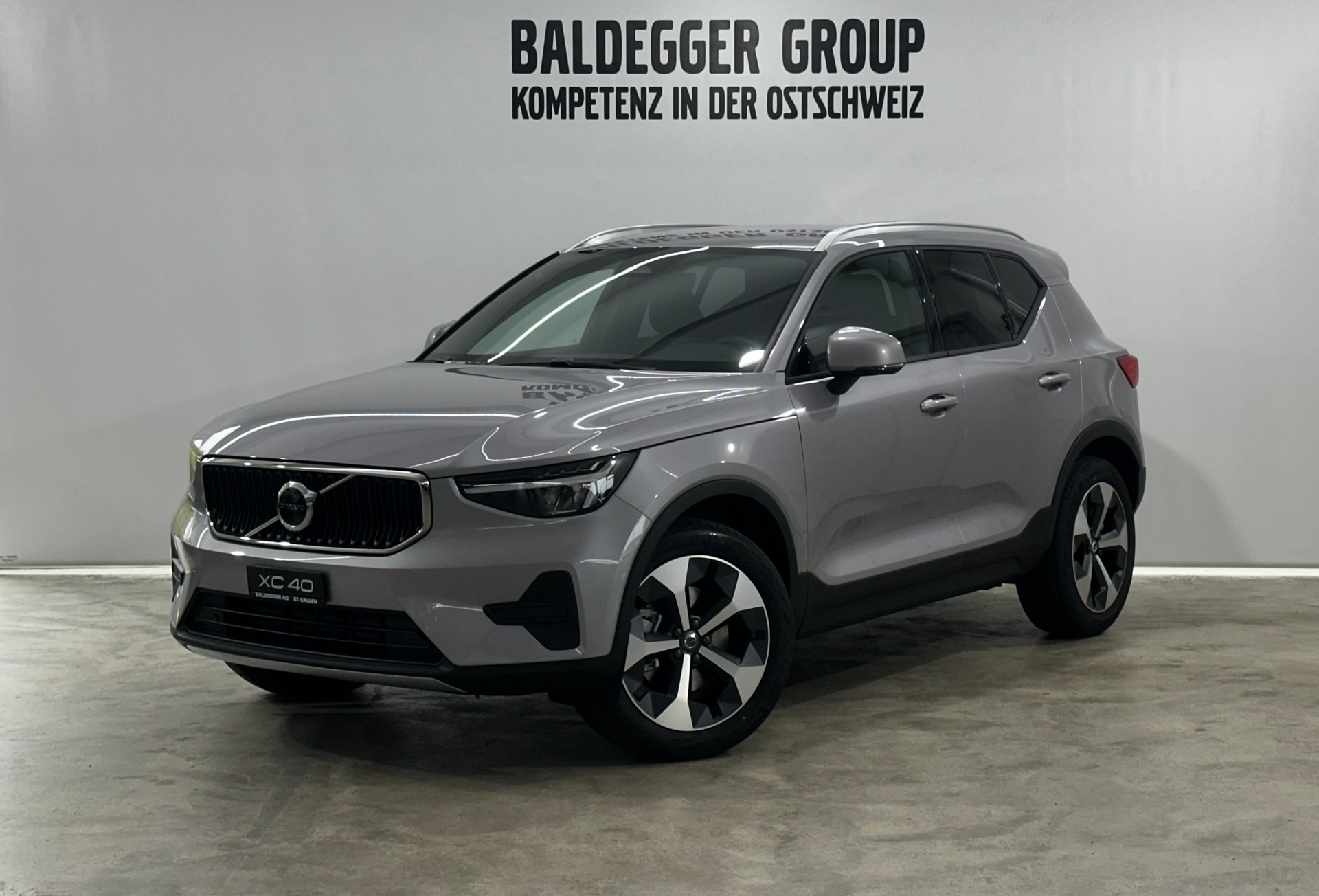 VOLVO XC40 2.0 B3 MH Core-image-0
