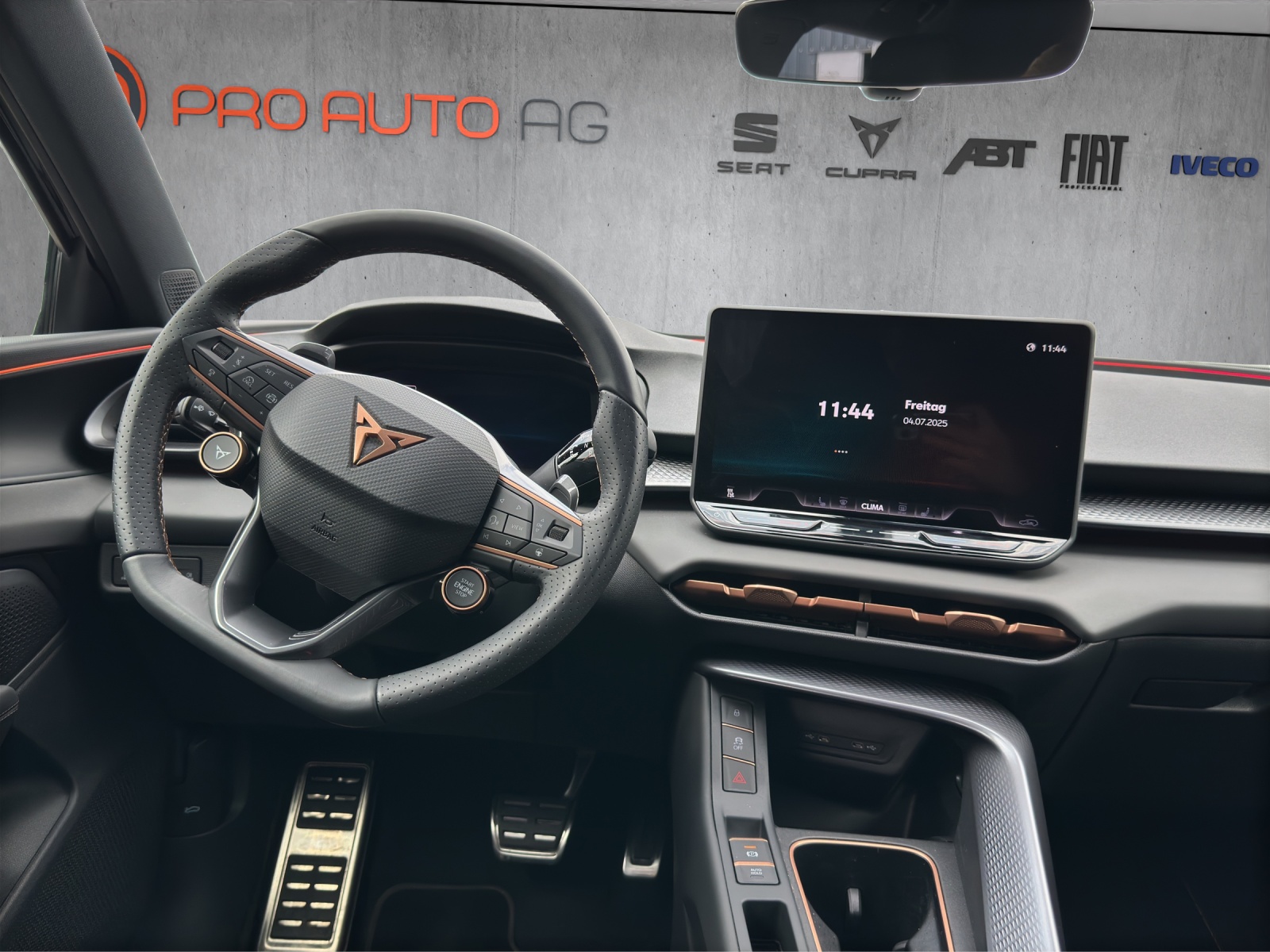 CUPRA Terramar 2.0 TSI DSG 4Drive VZ ABT Edition-image-8