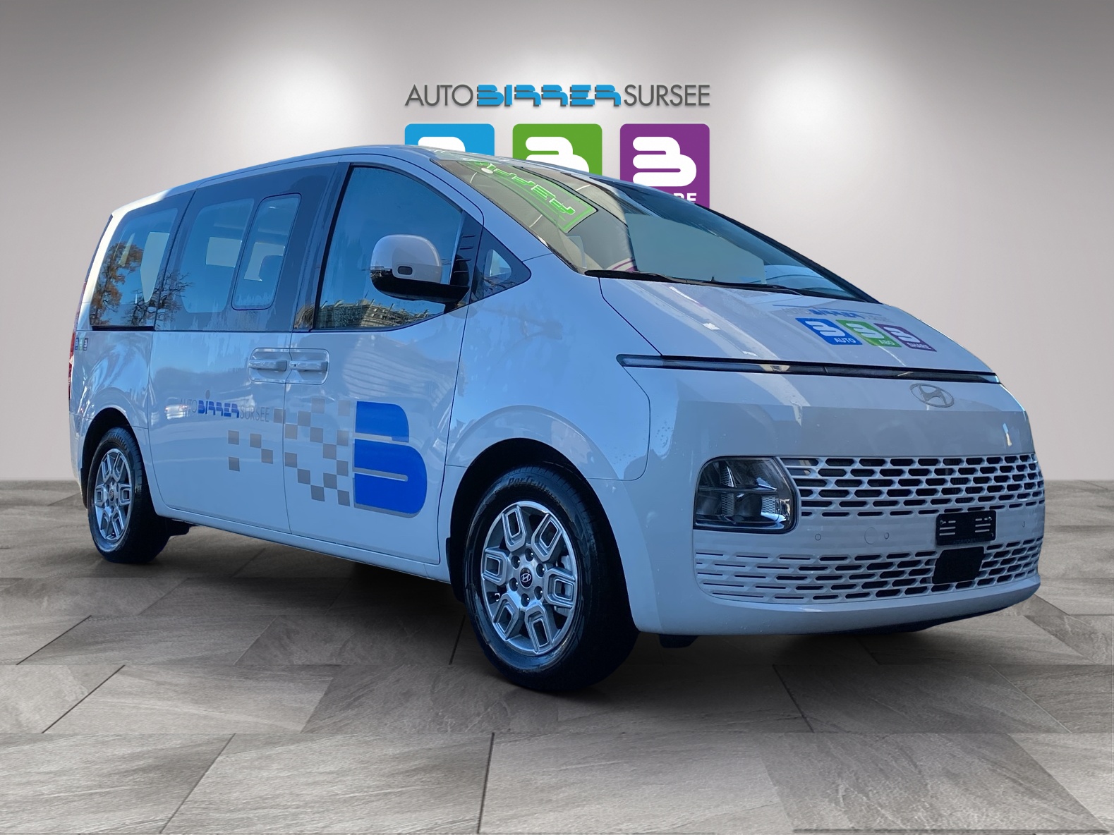 HYUNDAI Staria Wagon 1.6 GDi HEV Amplia-image-2