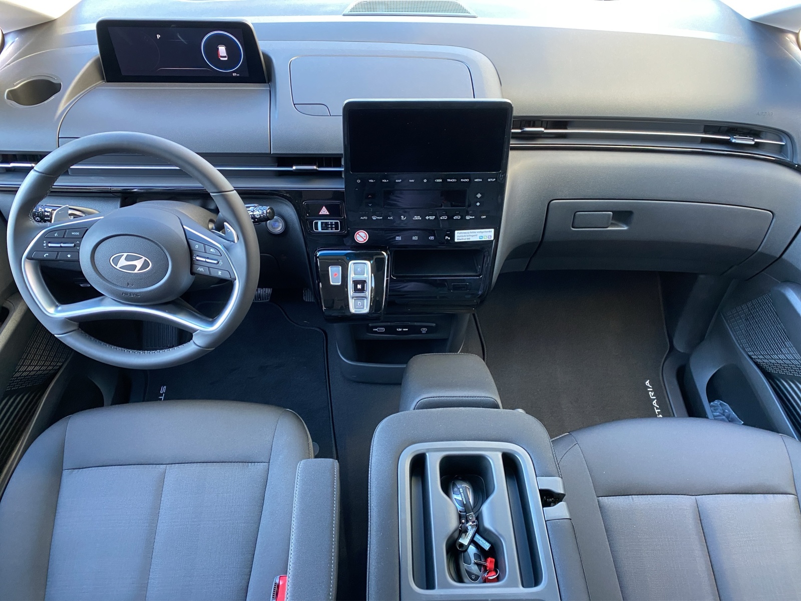 HYUNDAI Staria Wagon 1.6 GDi HEV Amplia-image-11