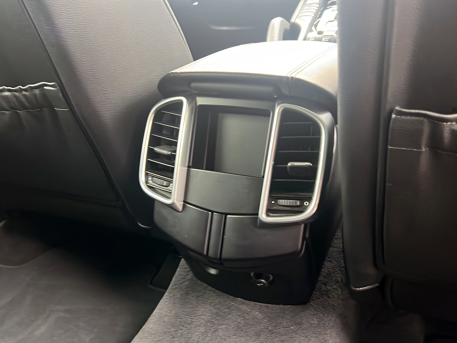 PORSCHE Cayenne Diesel-image-17