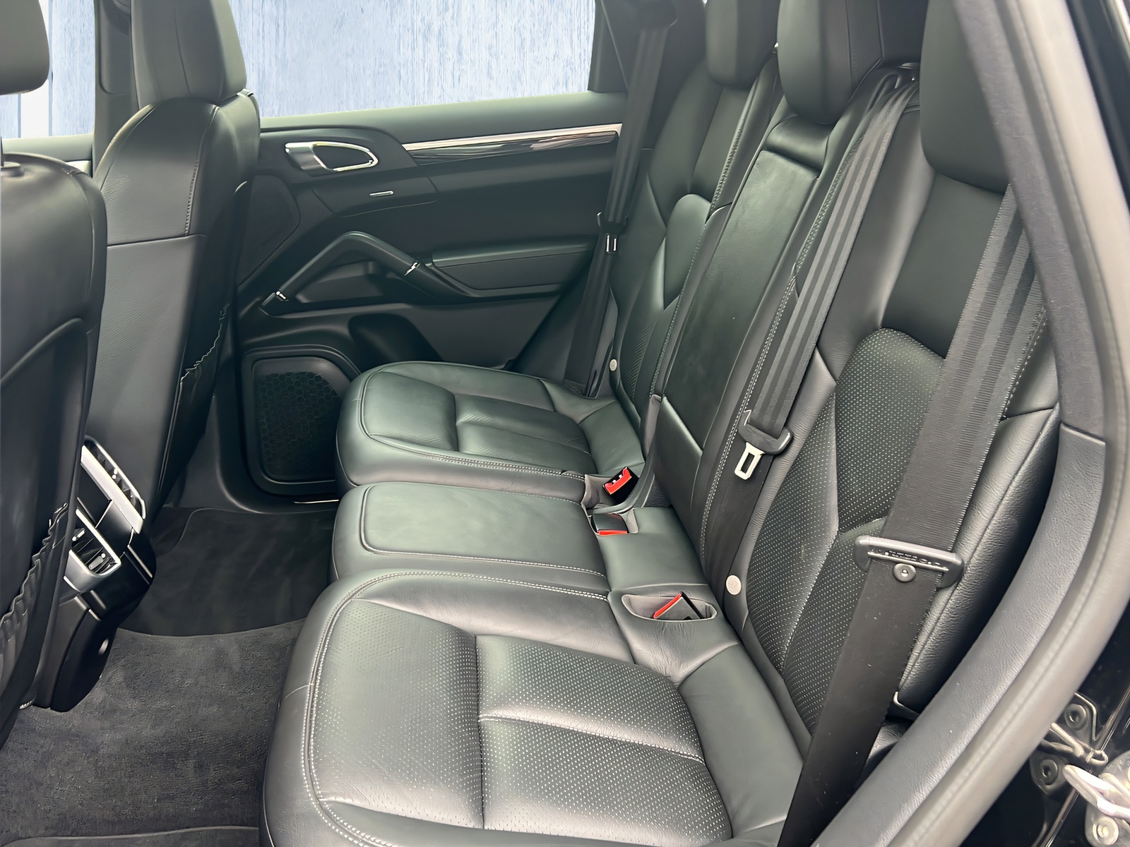 PORSCHE Cayenne Diesel-image-16