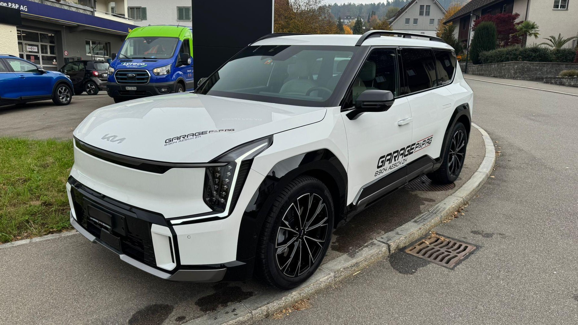 KIA EV9 99.8 kWh GT-Line 4x4-showroom-element-1