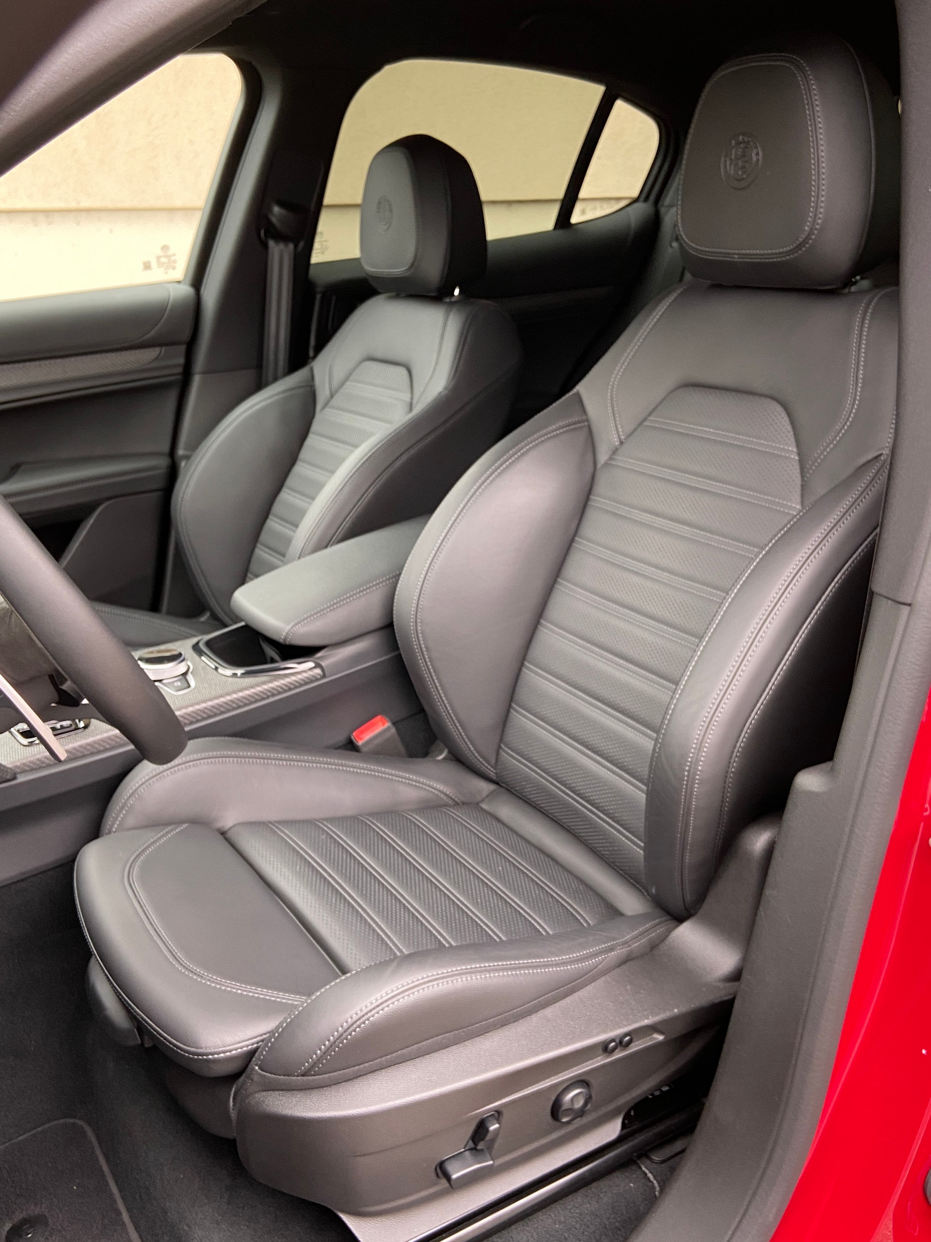 ALFA ROMEO Stelvio 2.9 V6 Quadrifoglio Q4 AT8-image-4