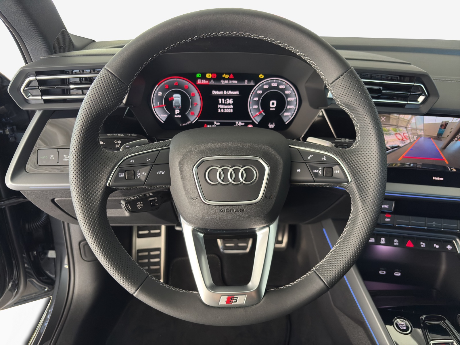 AUDI A3 allstreet 35 TFSI Attraction S-tronic-image-10