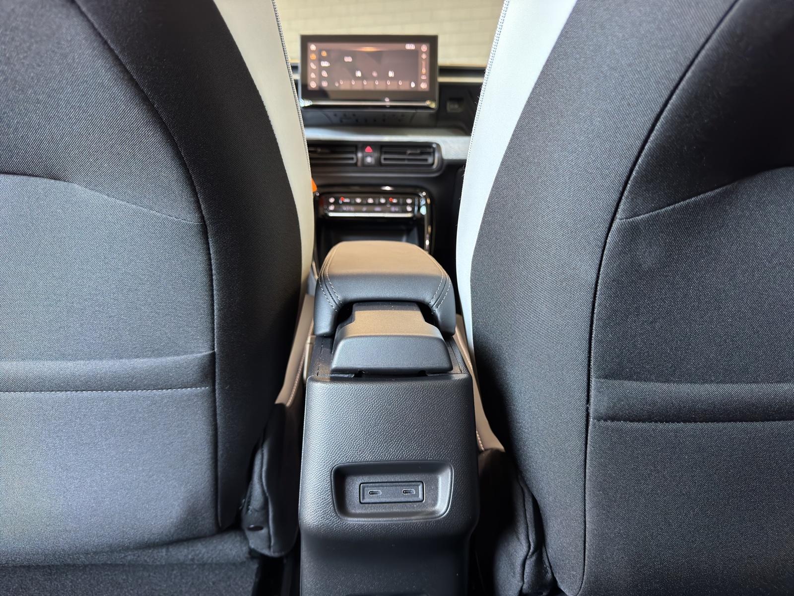 CITROEN e-C3 Aircross Max-image-16