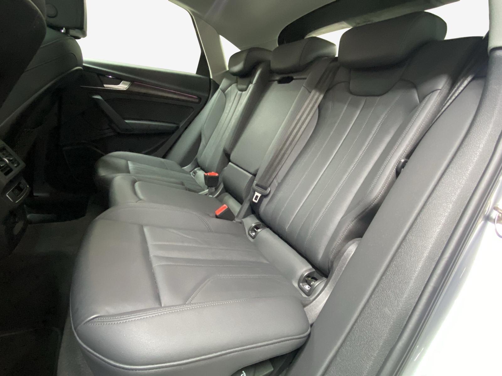 AUDI Q5 Sportback 45 TFSI advanced quattro S-tronic-image-11