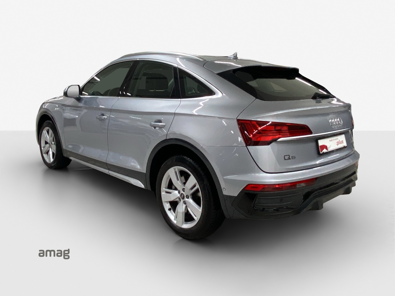 AUDI Q5 Sportback 45 TFSI advanced quattro S-tronic-image-2