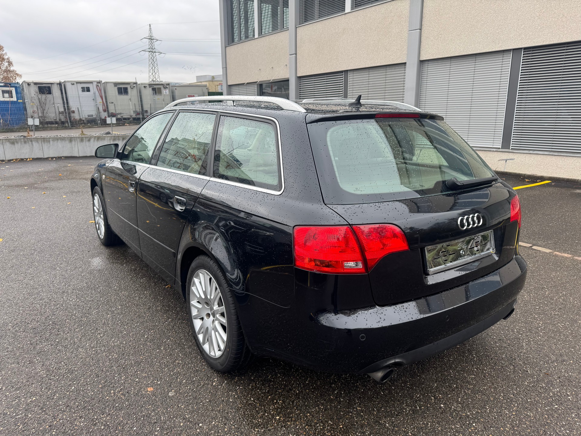 AUDI A4 Avant 3.2 FSI quattro-image-2