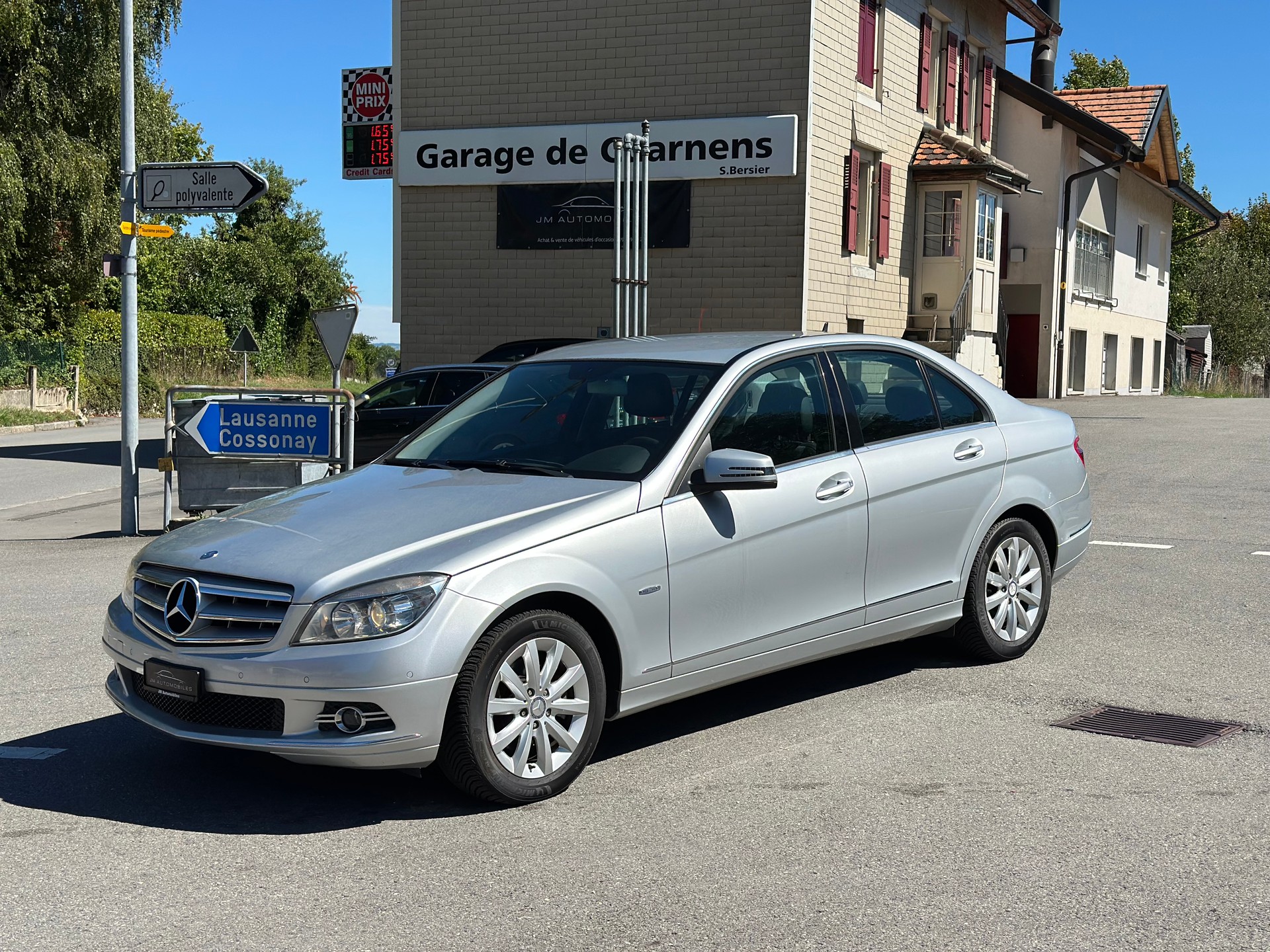 MERCEDES-BENZ C 220 CDI BlueEfficiency Automatic-image-0