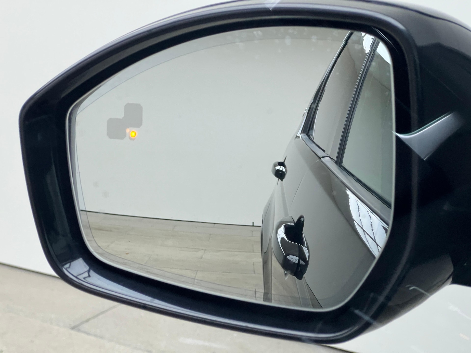 LAND ROVER Discovery Sport 2.0 SD4 200 SE / Jetzt mit attraktivem 1.99% Leasing-image-20