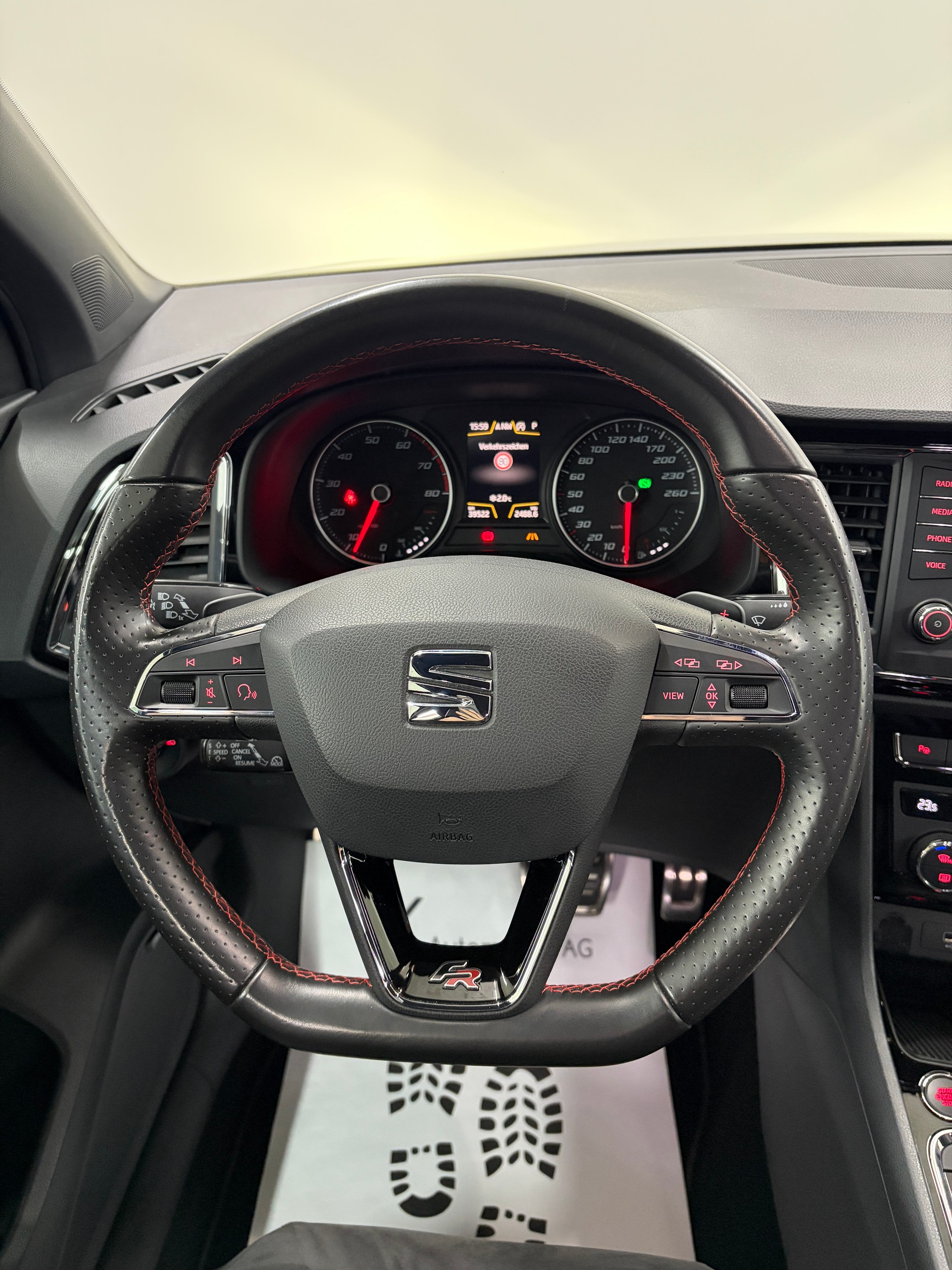 SEAT Ateca 2.0 TSI FR 4Drive 190PS DSG / 360° Kamera / ACC / Spur-Blind-Lan Assistent /-image-11