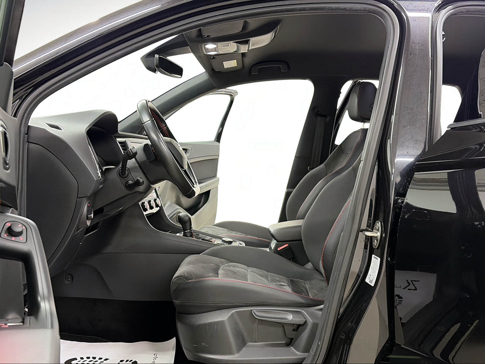 SEAT Ateca 2.0 TSI FR 4Drive 190PS DSG / 360° Kamera / ACC / Spur-Blind-Lan Assistent /-image-5