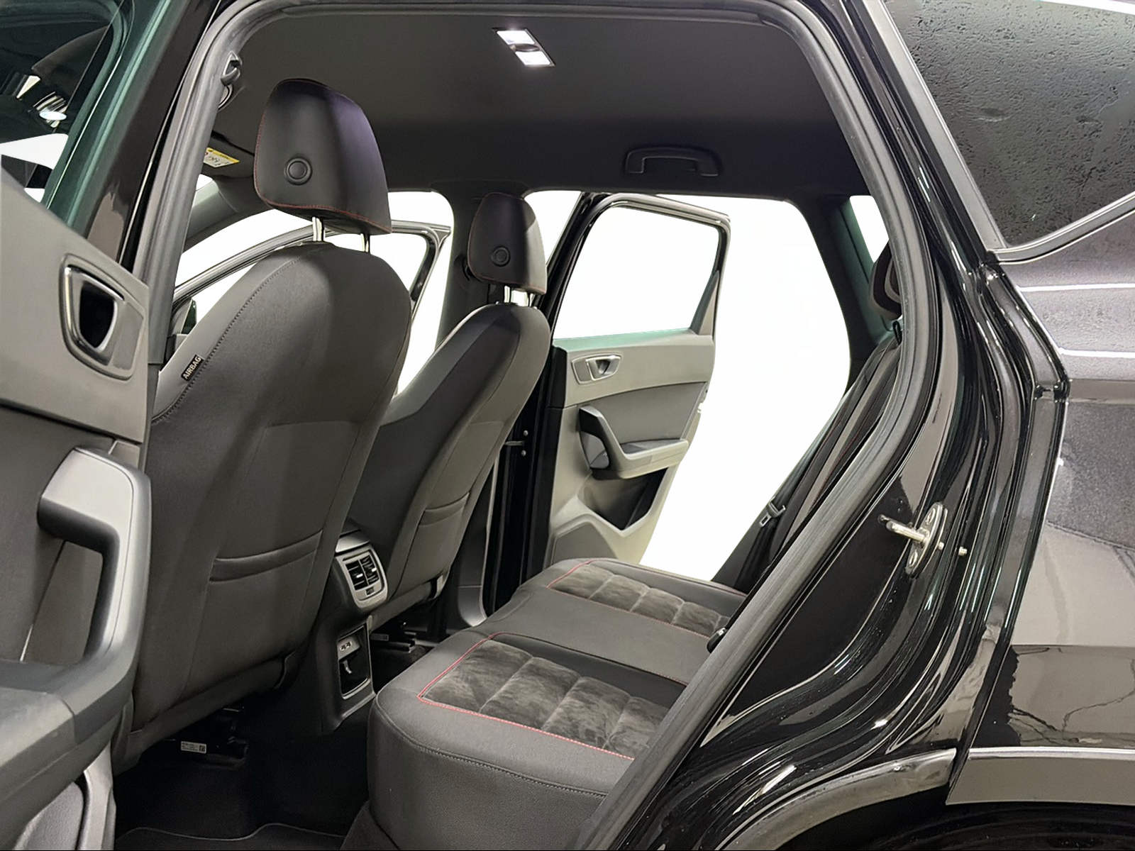 SEAT Ateca 2.0 TSI FR 4Drive 190PS DSG / 360° Kamera / ACC / Spur-Blind-Lan Assistent /-image-7
