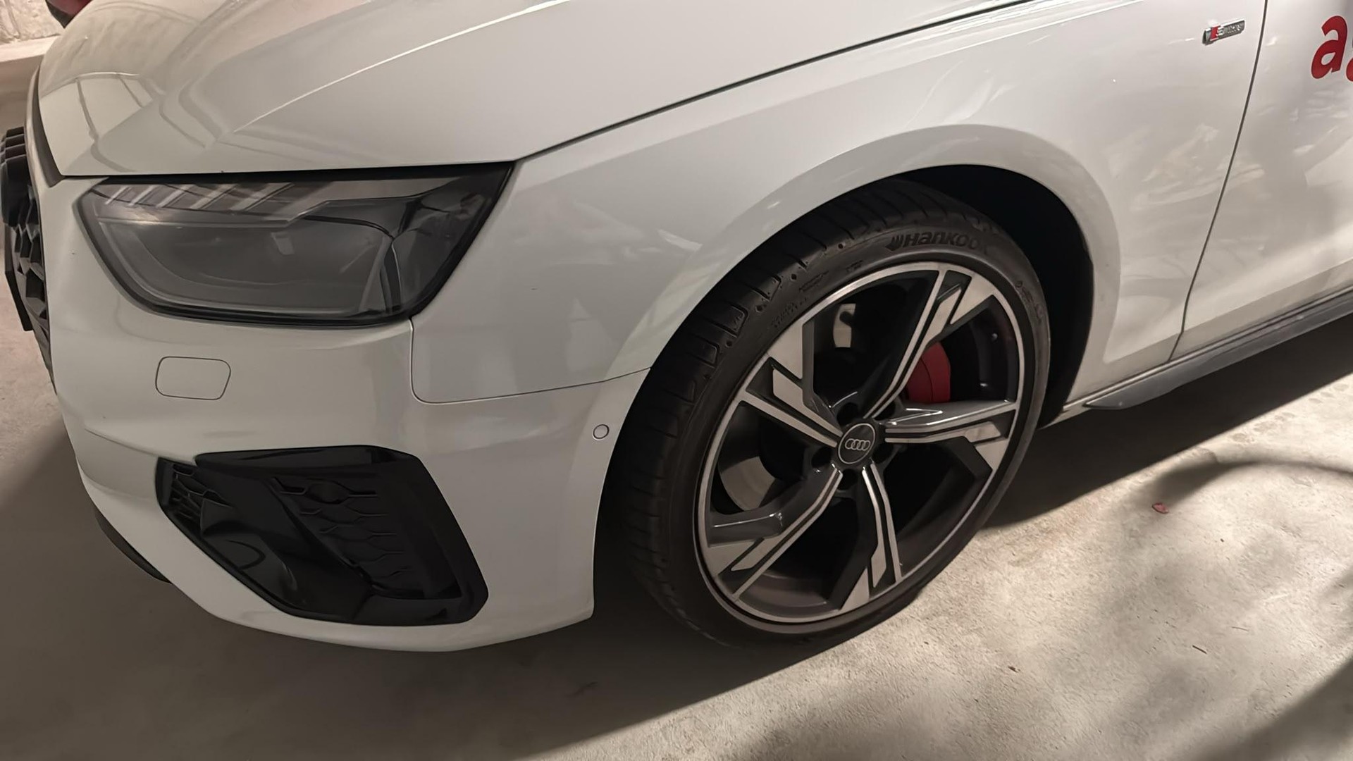 AUDI A4 Avant 2.0 45 TFSI S Line quattro S-Tronic-image-15