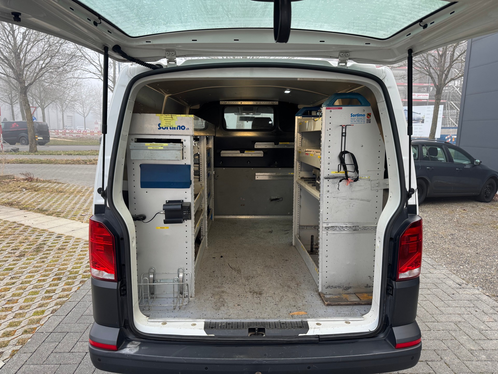 VW T6.1 2.0 TDI 4Motion-image-9