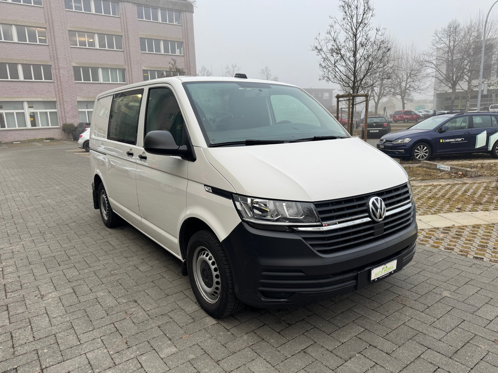 VW T6.1 2.0 TDI 4Motion-image-2