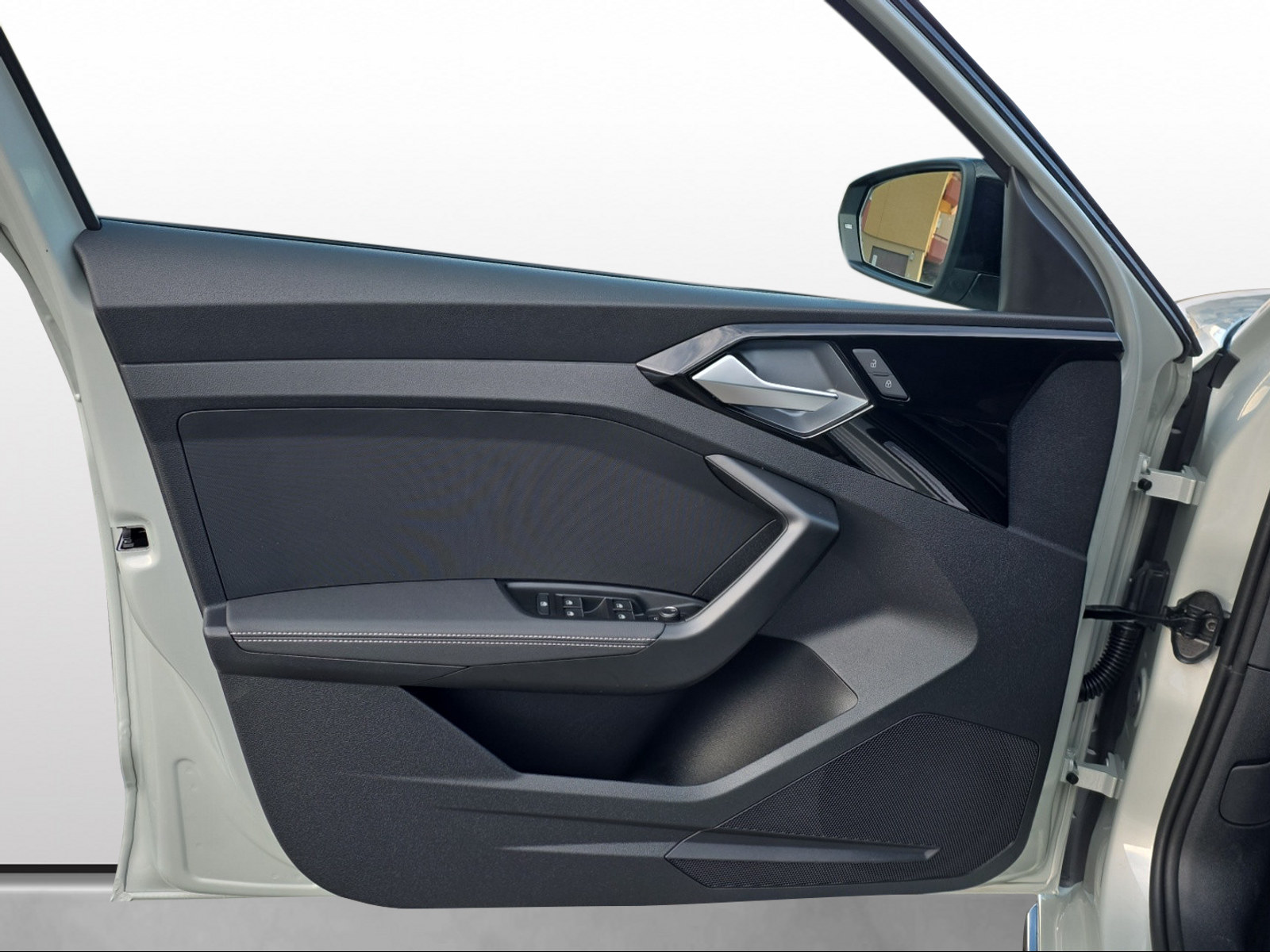 AUDI A1 Sportback 30 TFSI S Line Attraction S-tronic-image-9