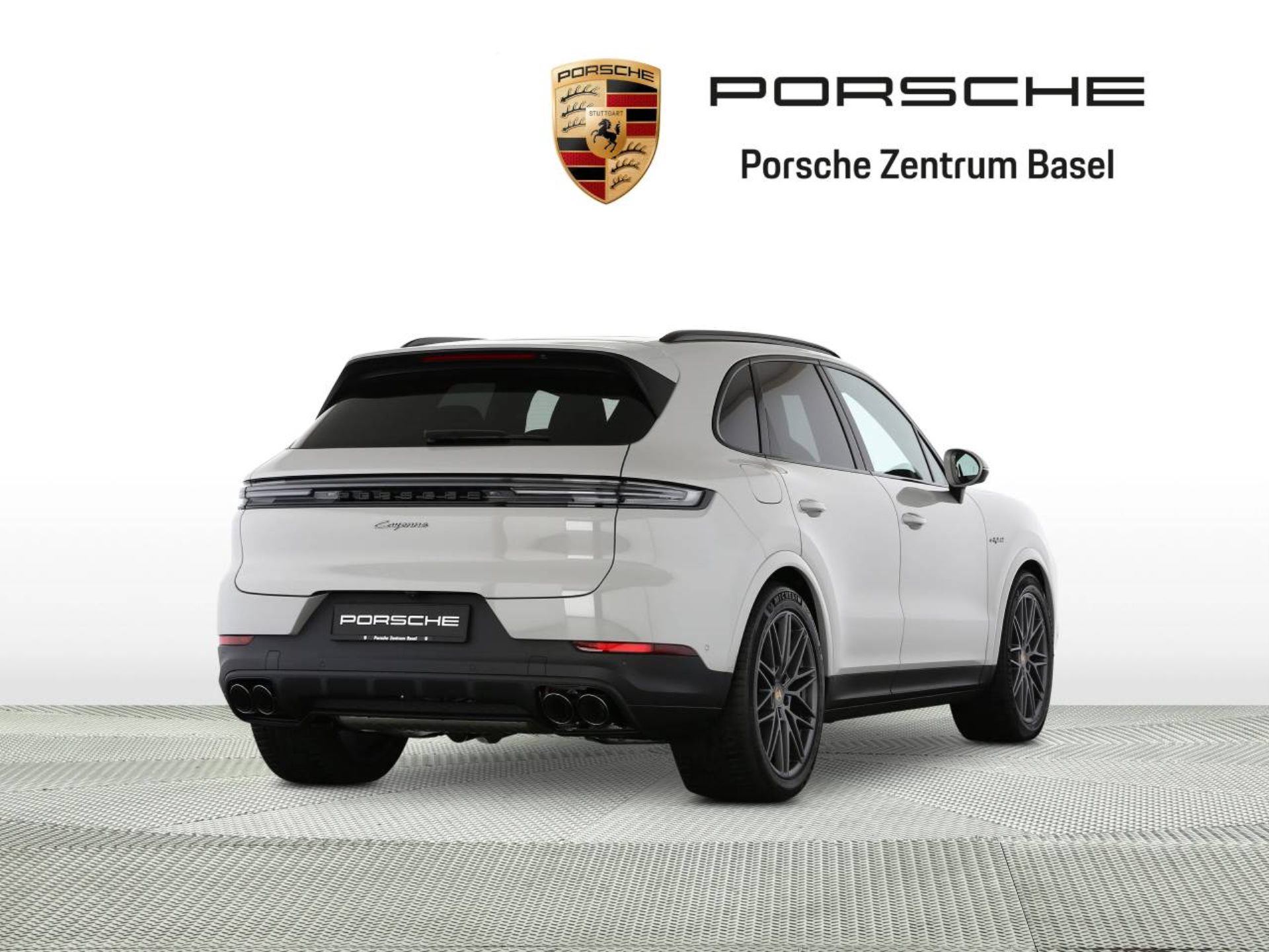 PORSCHE Cayenne E-Hybrid-image-2