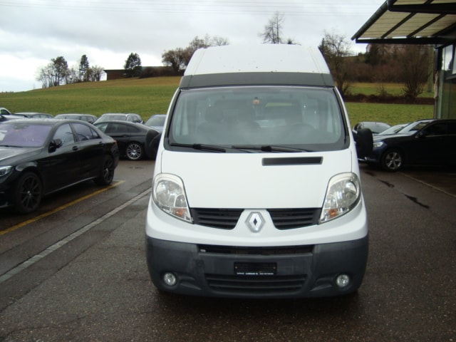 RENAULT Trafic 2.0 dCi 115 2.9t L2H2