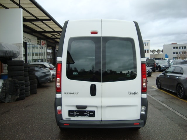 RENAULT Trafic 2.0 dCi 115 2.9t L2H2-image-3