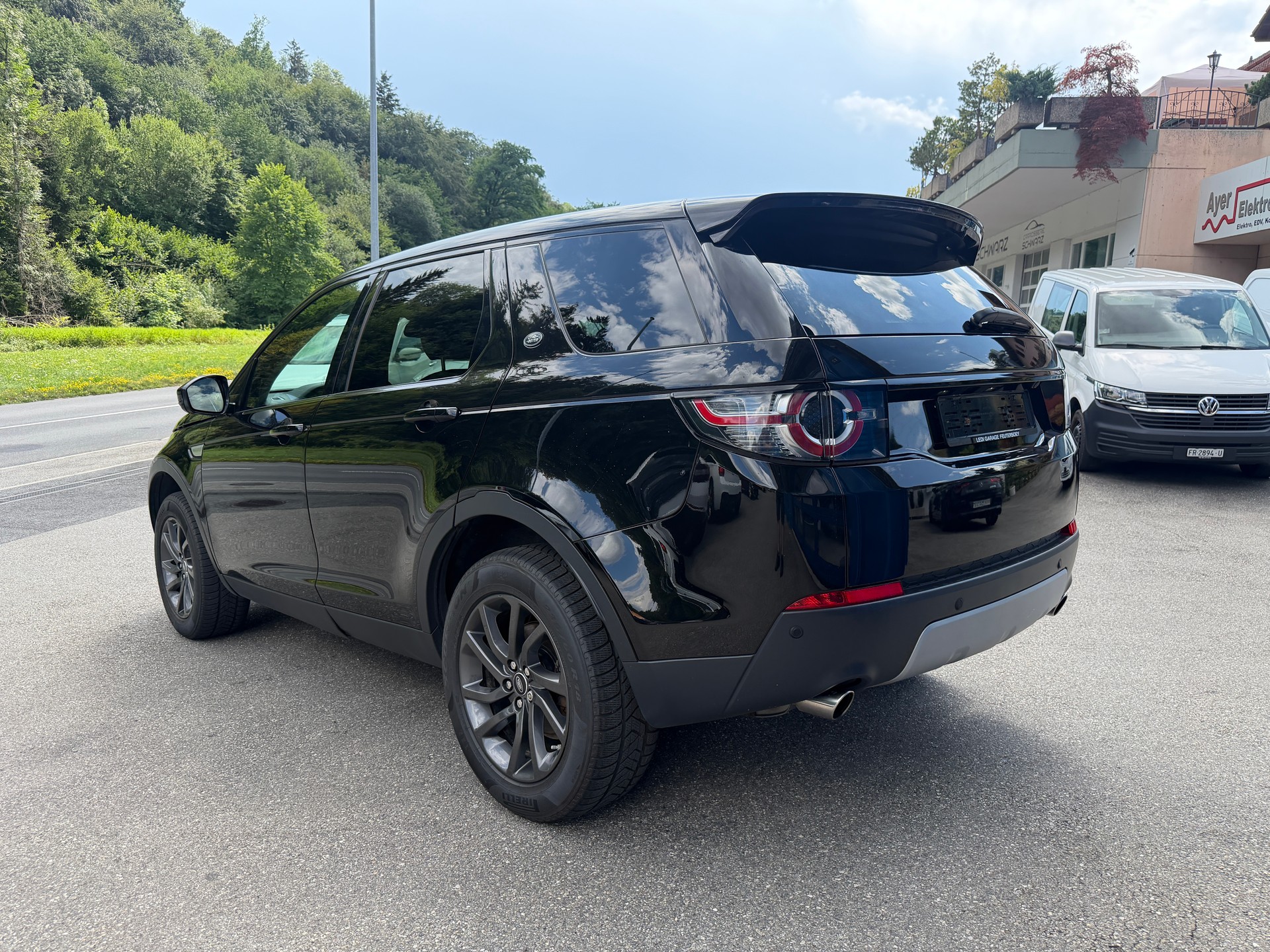 LAND ROVER Discovery Sport 2.0 Si4 SE AT9-image-4