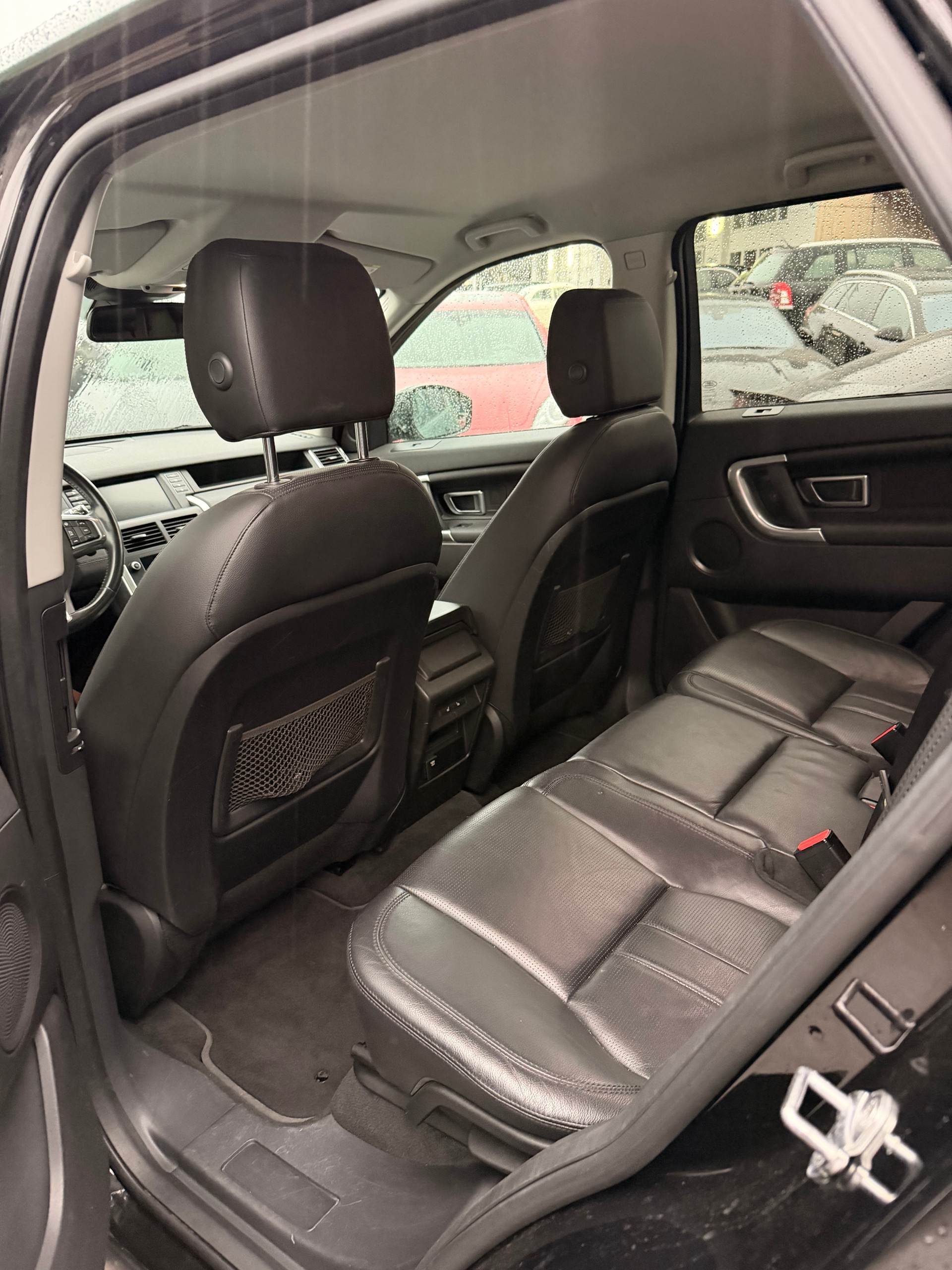 LAND ROVER Discovery Sport 2.0 Si4 SE AT9-image-8