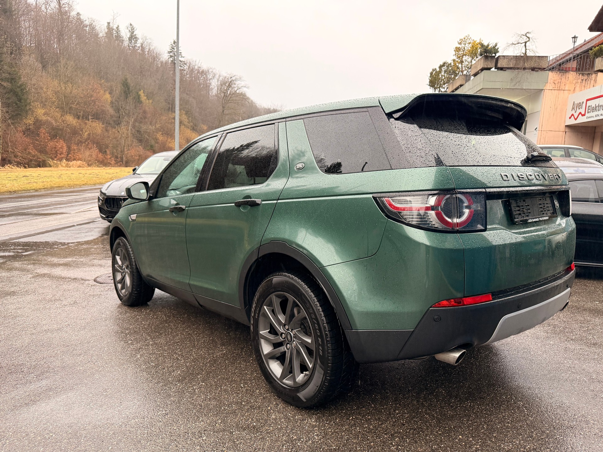 LAND ROVER Discovery Sport 2.0 Si4 SE AT9-image-4