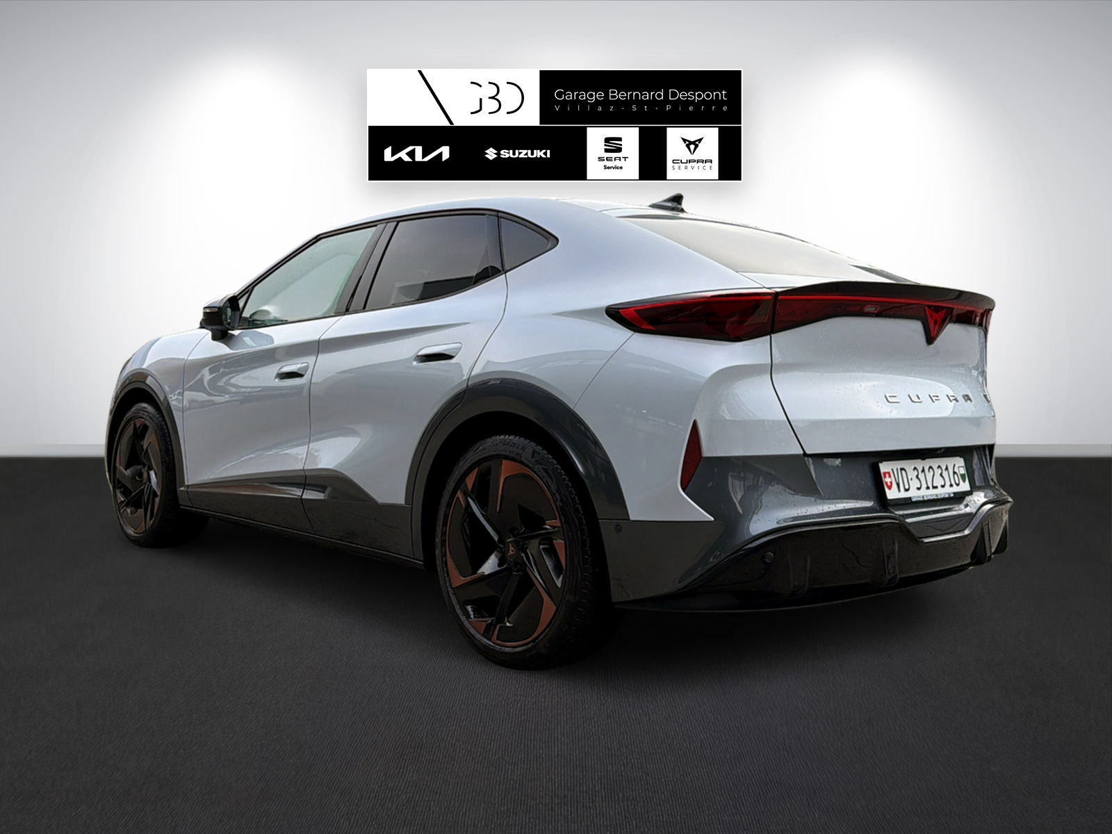 CUPRA Tavascan Type 9 77 kWh VZ Adrenaline-image-3