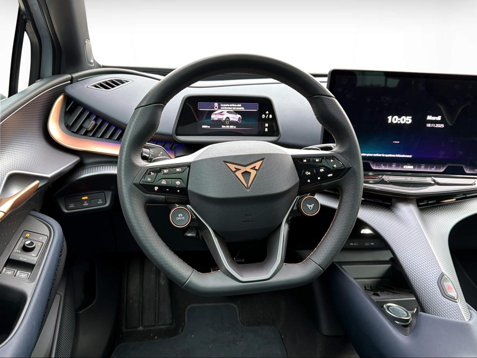 CUPRA Tavascan Type 9 77 kWh VZ Adrenaline-image-7