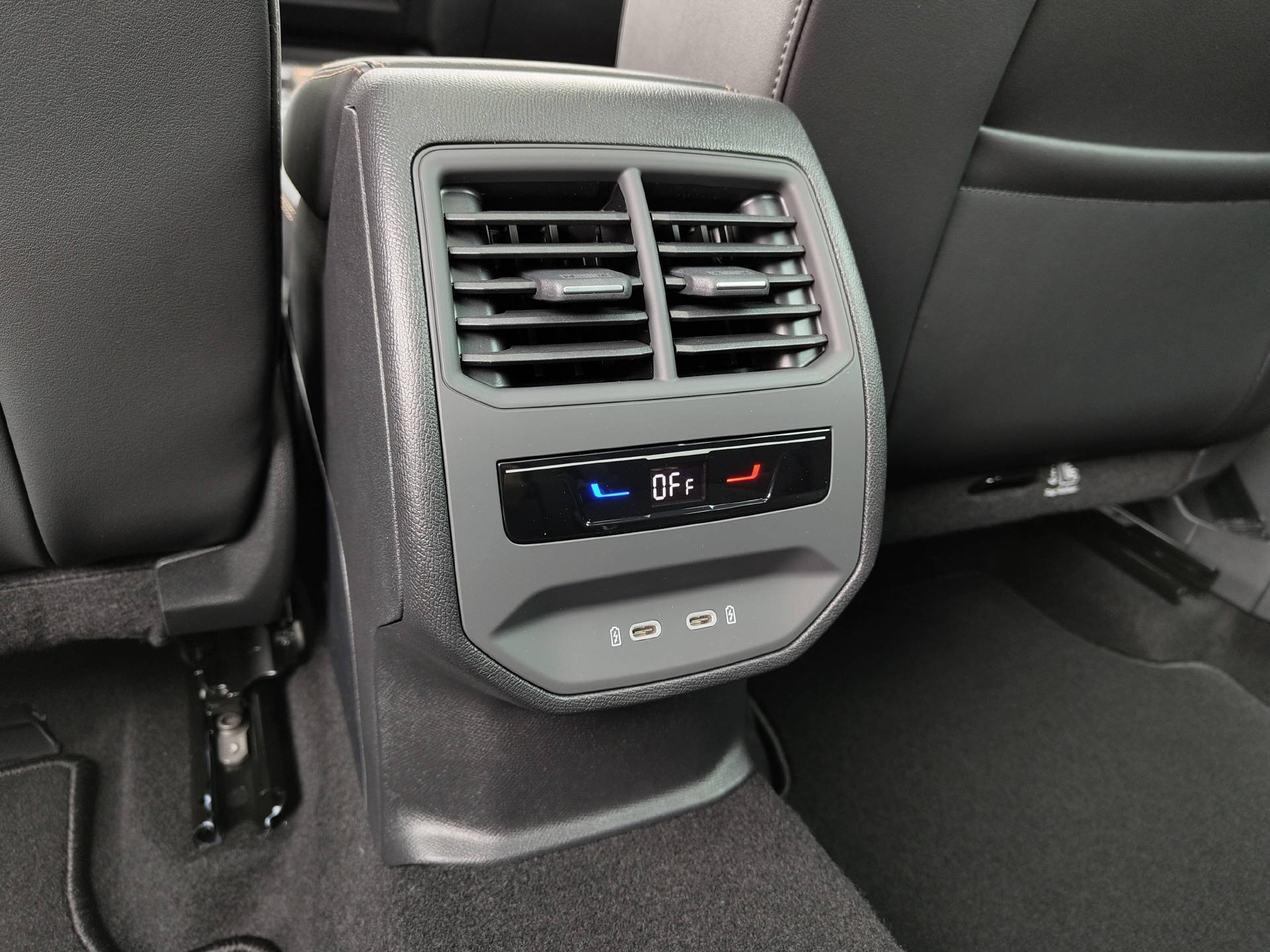 CUPRA Formentor 2.0 TSI VZ 4Drive DSG-image-11