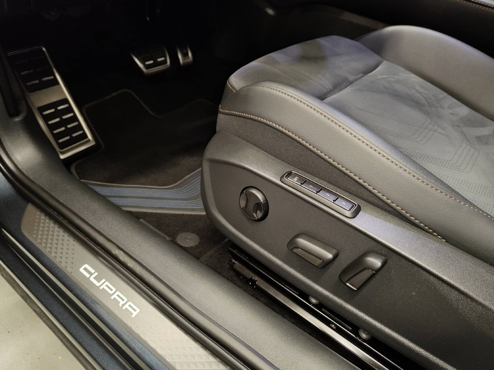 CUPRA Formentor 2.0 TSI VZ 4Drive DSG-image-9