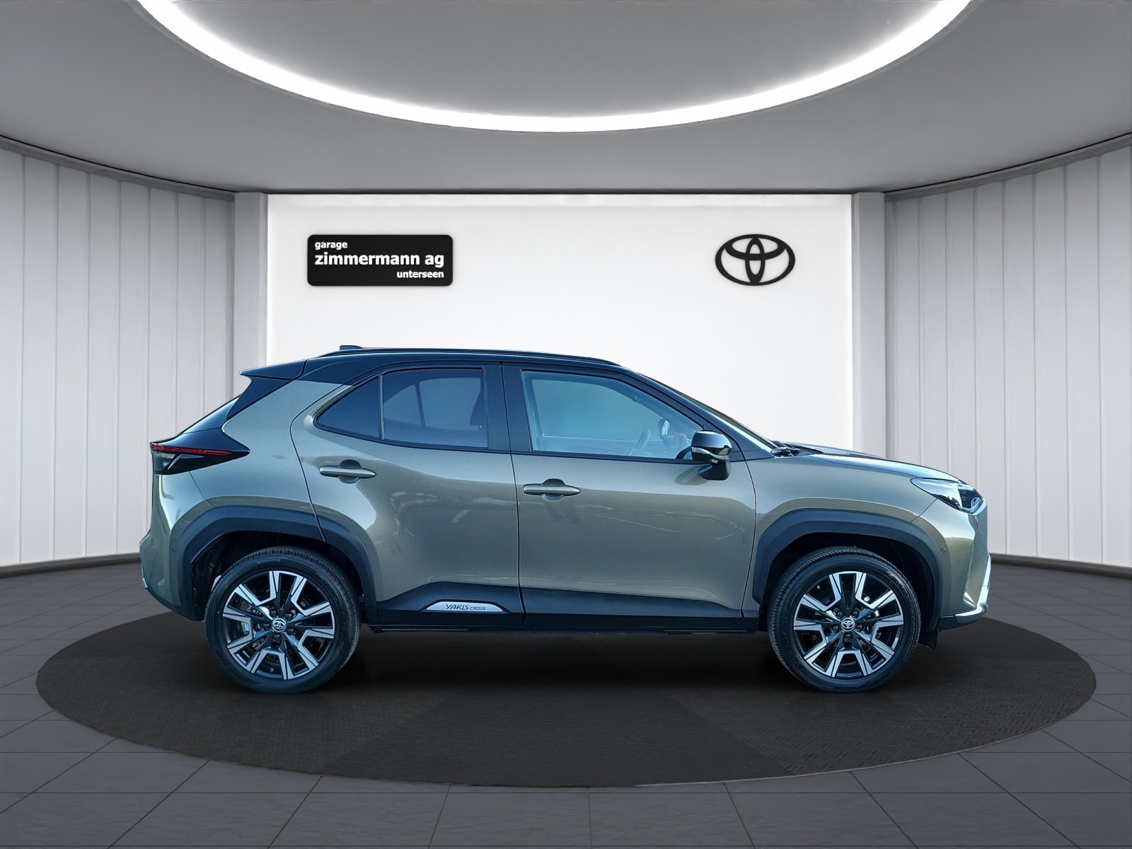 TOYOTA Yaris Cross 1.5 VVT-i HSD Premiere Edition AWD-i-image-4