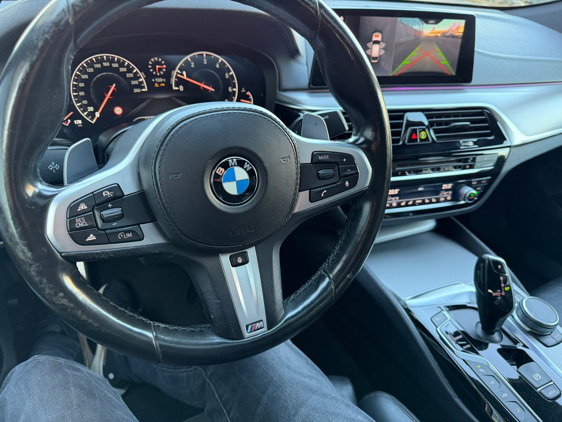 BMW 640i GT xDrive M-Sport Steptronic-image-9