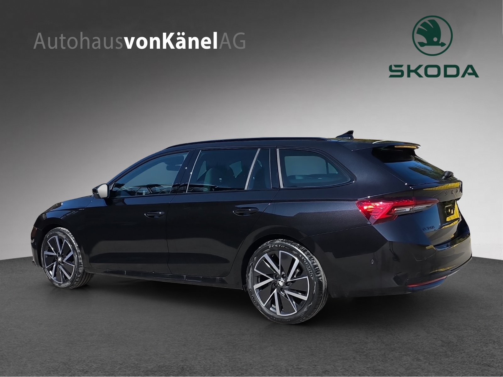 SKODA Octavia Combi 2.0 TSI DSG Dynamic 4x4-image-2