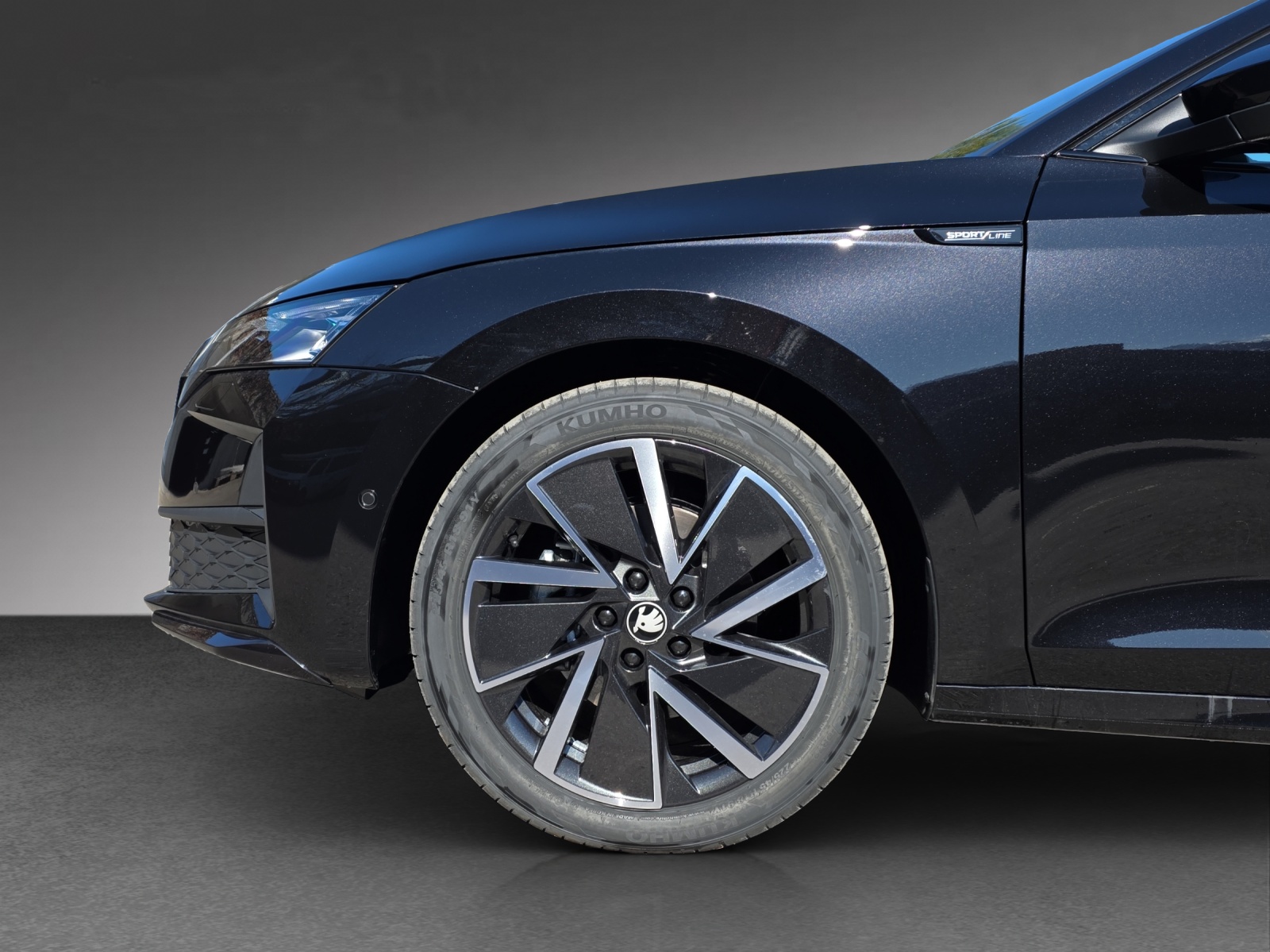 SKODA Octavia Combi 2.0 TSI DSG Dynamic 4x4-image-11