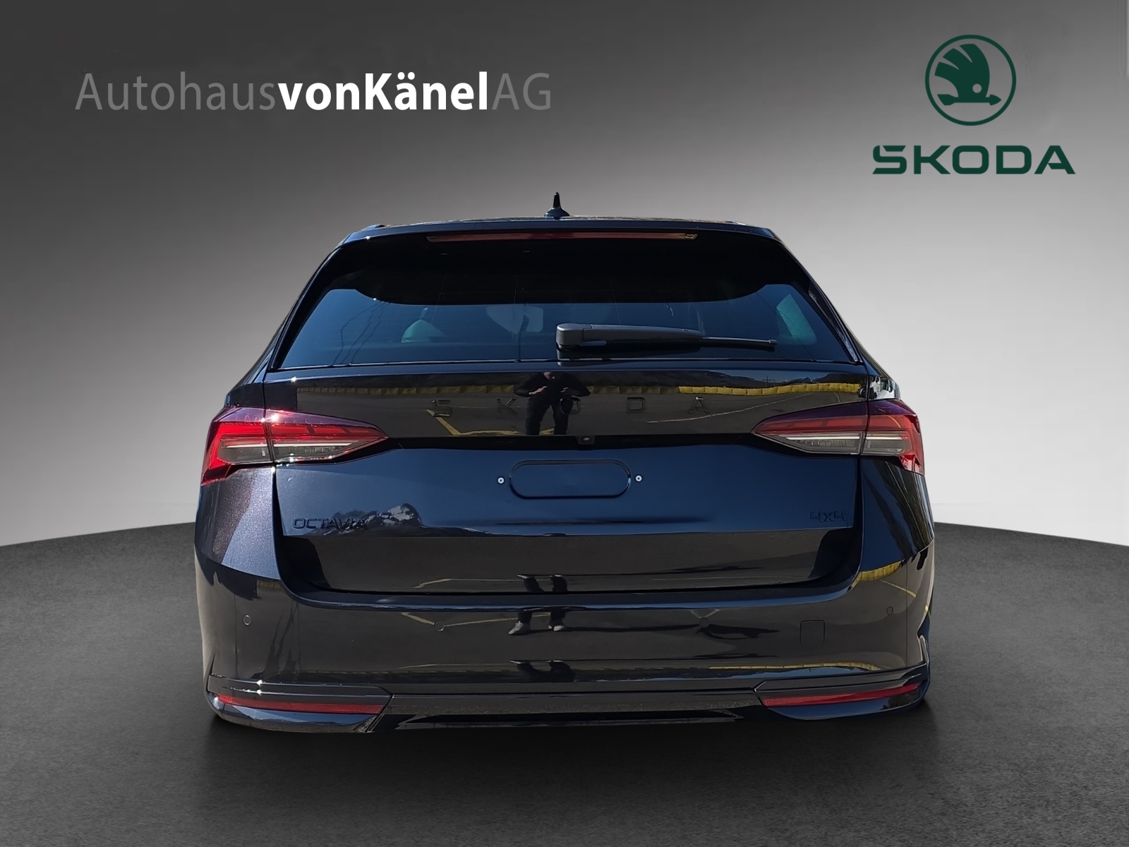 SKODA Octavia Combi 2.0 TSI DSG Dynamic 4x4-image-4