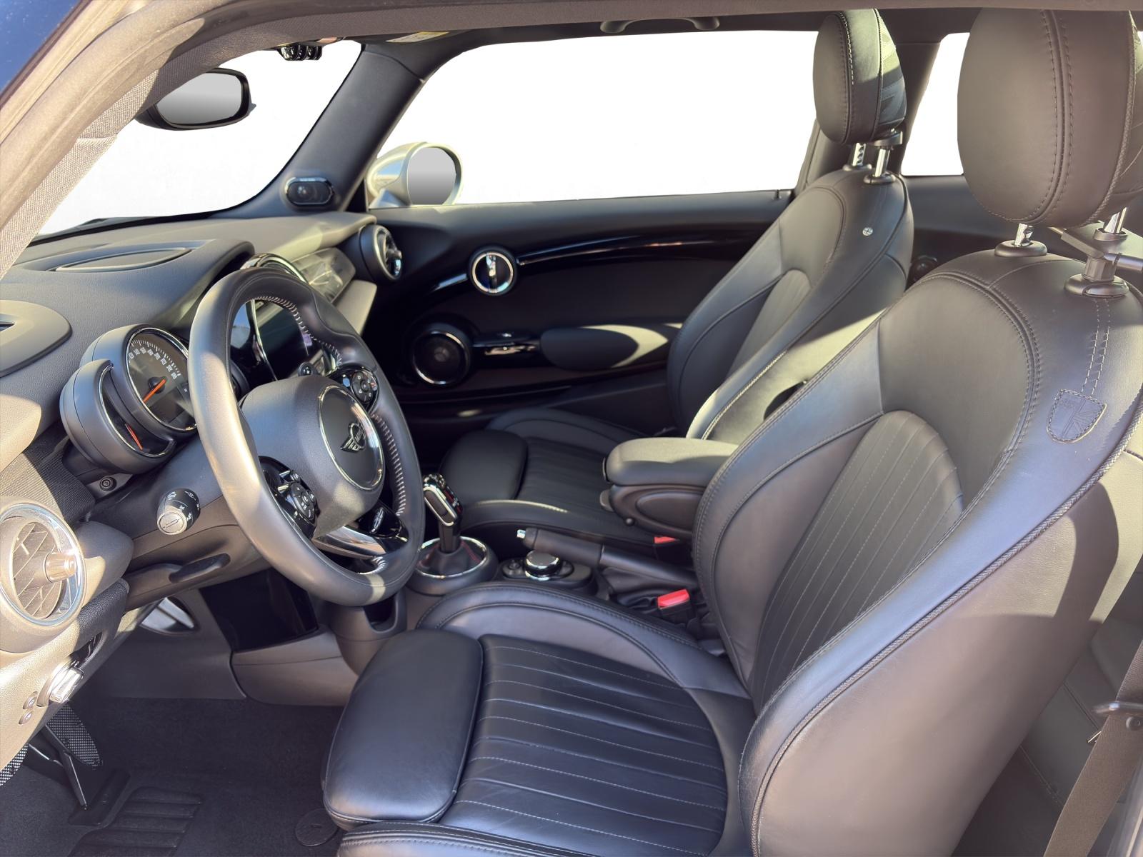 MINI Cooper S-image-9