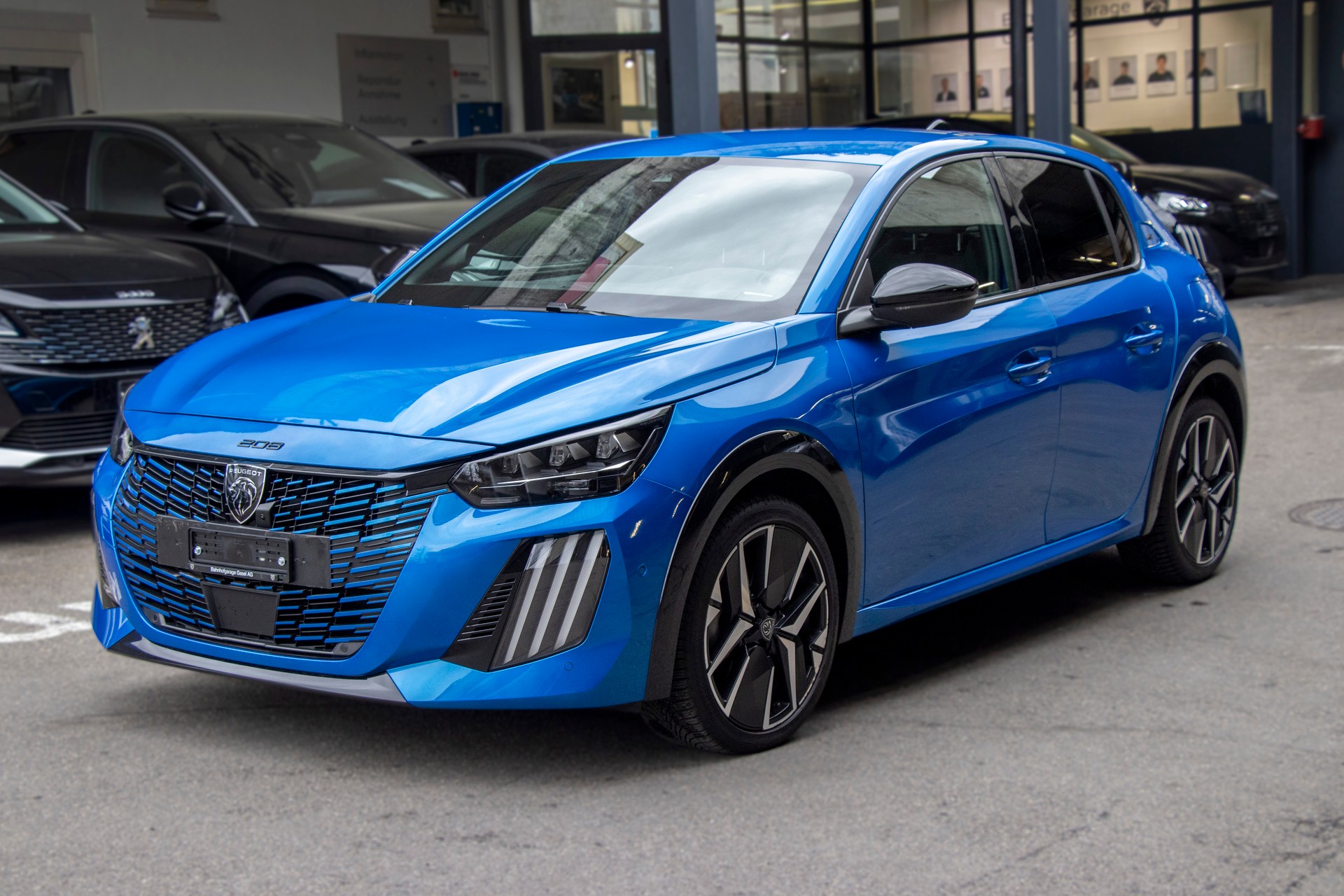 PEUGEOT 208 1.2 MHEV 145 GT-image-0