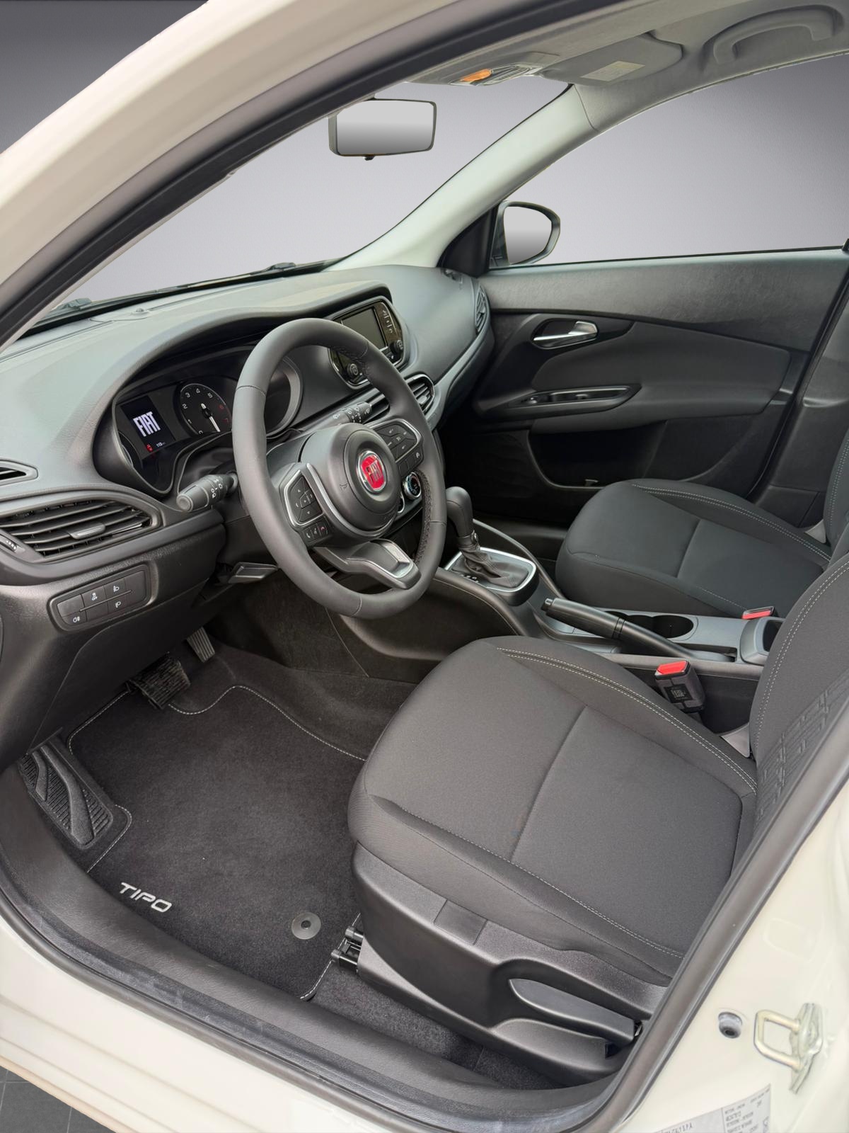 FIAT Tipo 1.5 Hybrid Cult-image-7
