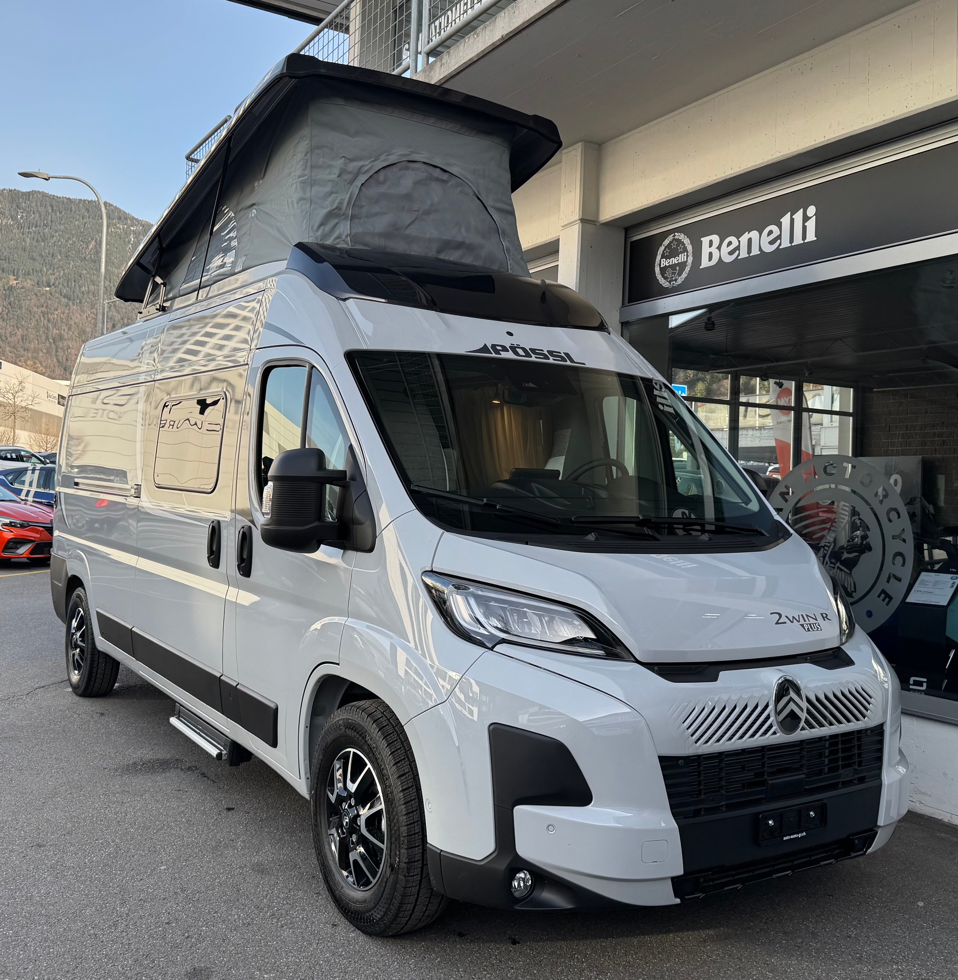 PÖSSL 2WIN R Plus 600 *Aufstelldach*