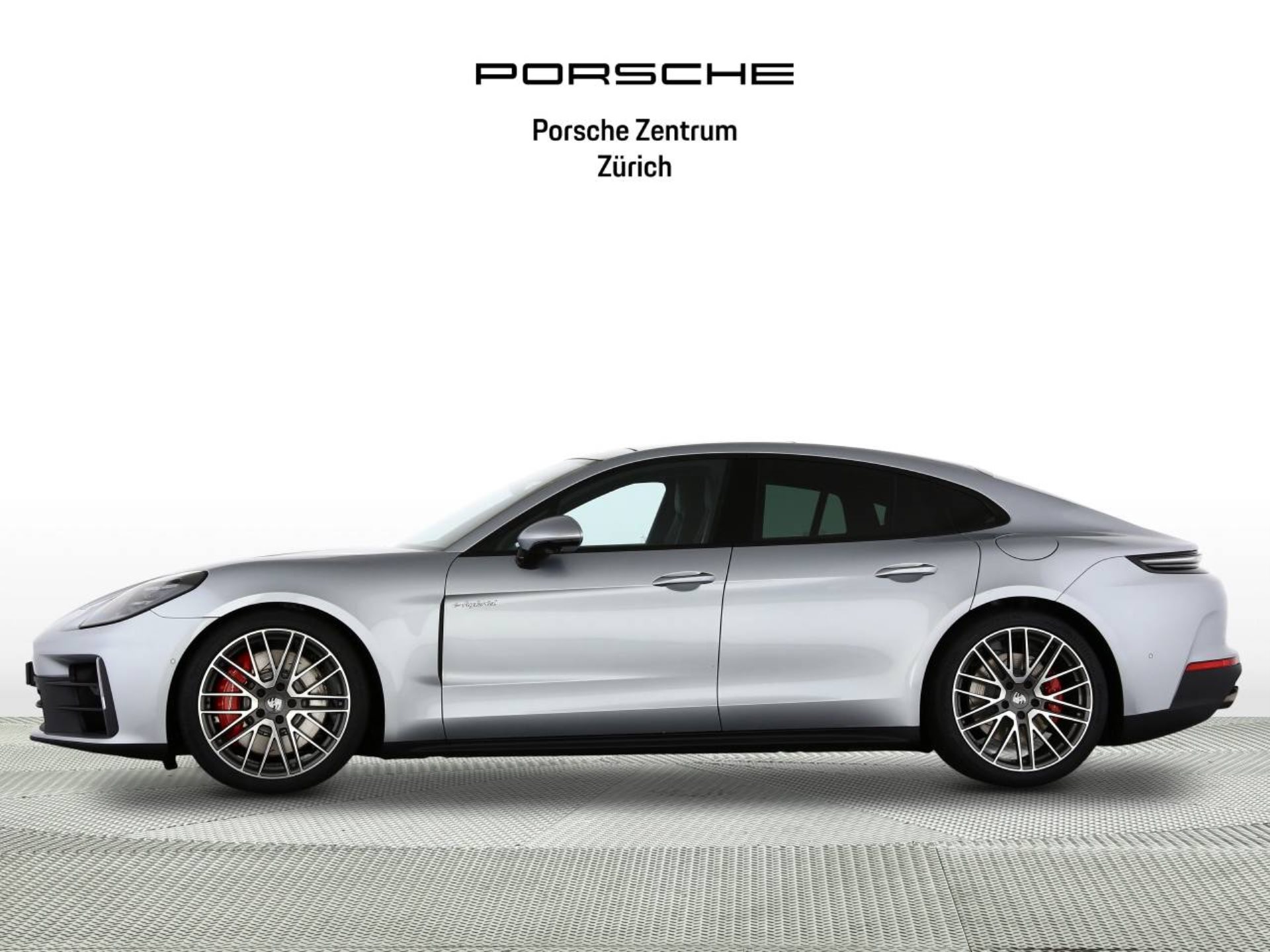 PORSCHE Panamera 4S E-Hybrid-image-1