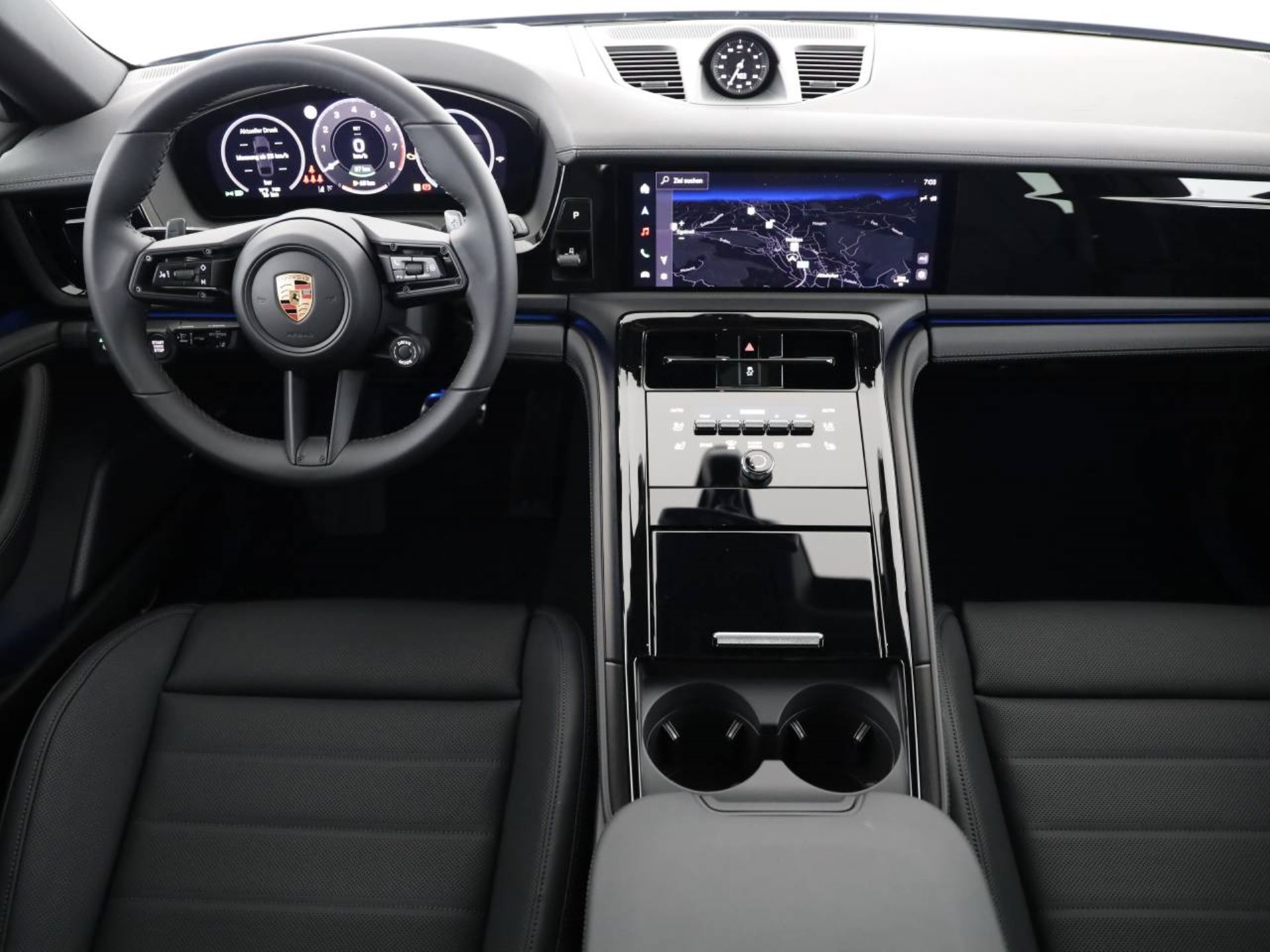 PORSCHE Panamera 4S E-Hybrid-image-4
