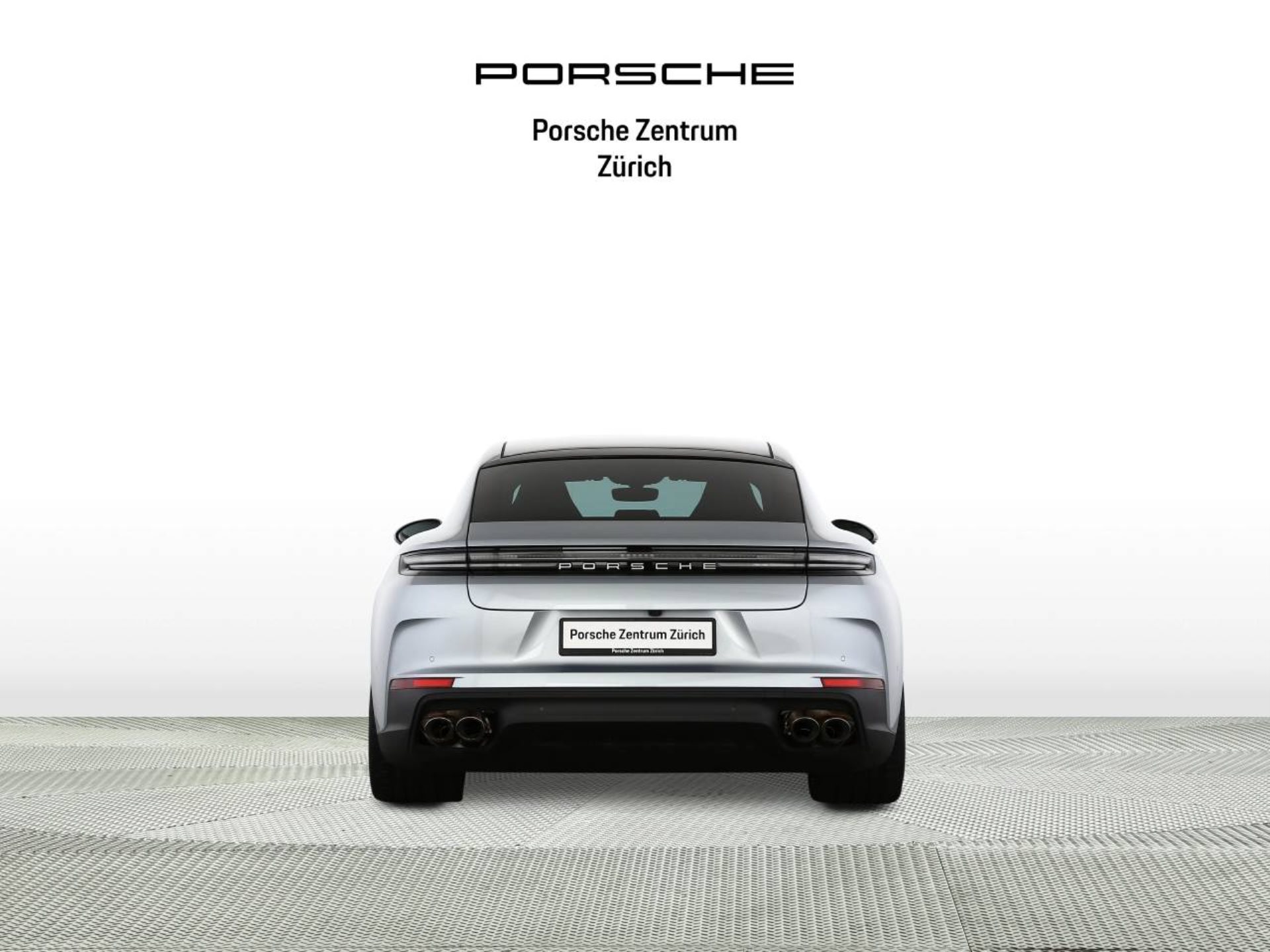 PORSCHE Panamera 4S E-Hybrid-image-7